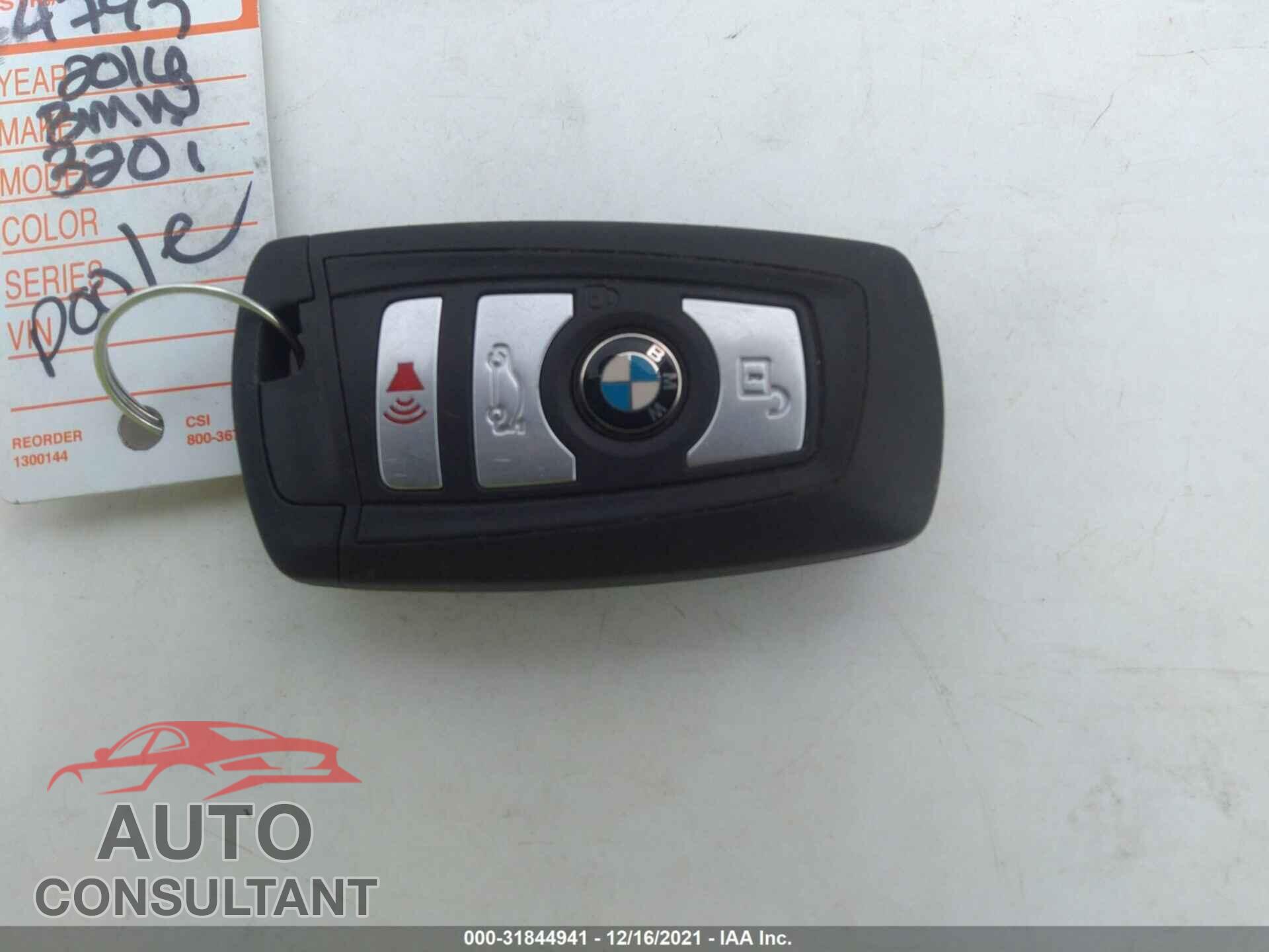 BMW 3 SERIES 2016 - WBA8E1G5XGNU11413