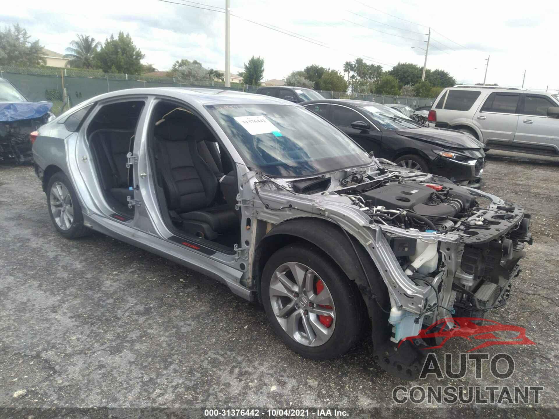 HONDA ACCORD SEDAN 2018 - 1HGCV2F33JA018145