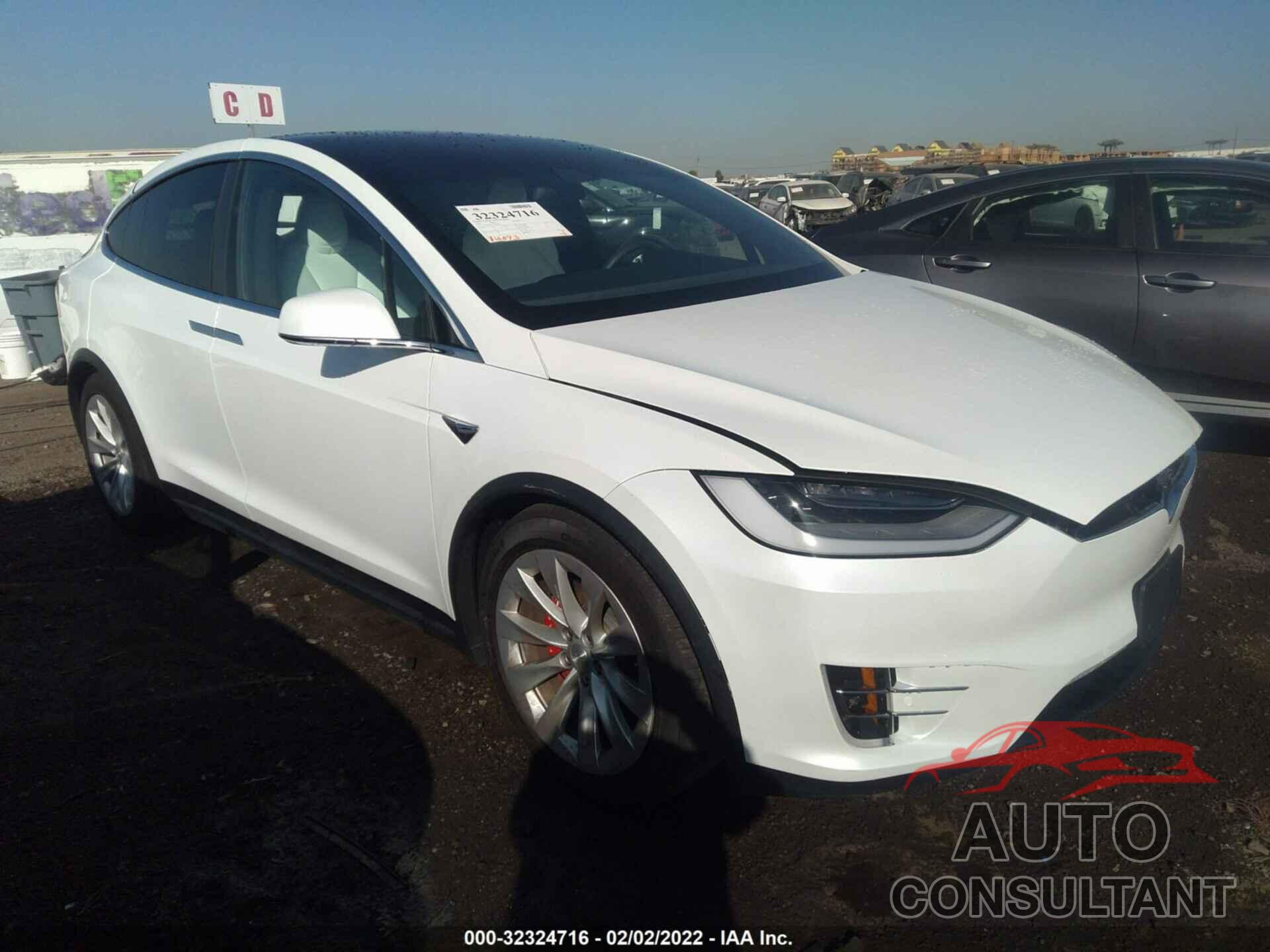 TESLA MODEL X 2020 - 5YJXCBE47LF303960