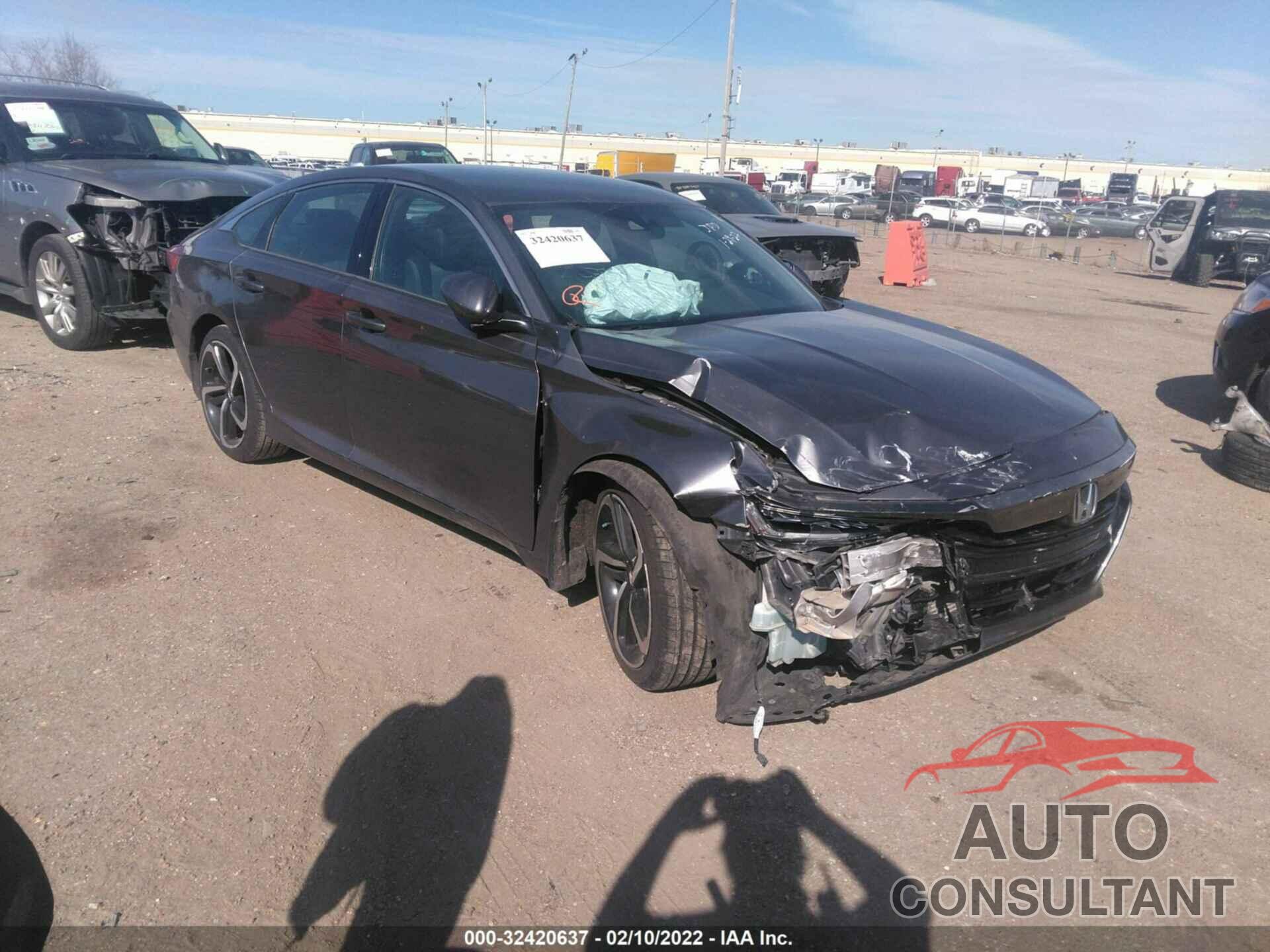 HONDA ACCORD SEDAN 2018 - 1HGCV1F33JA044917