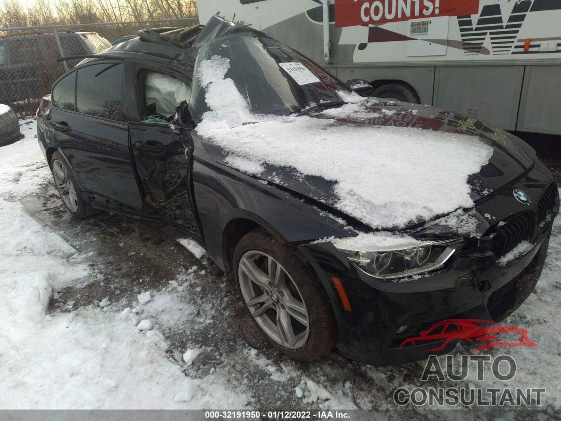 BMW 3 SERIES 2018 - WBA8B7C58JA585948