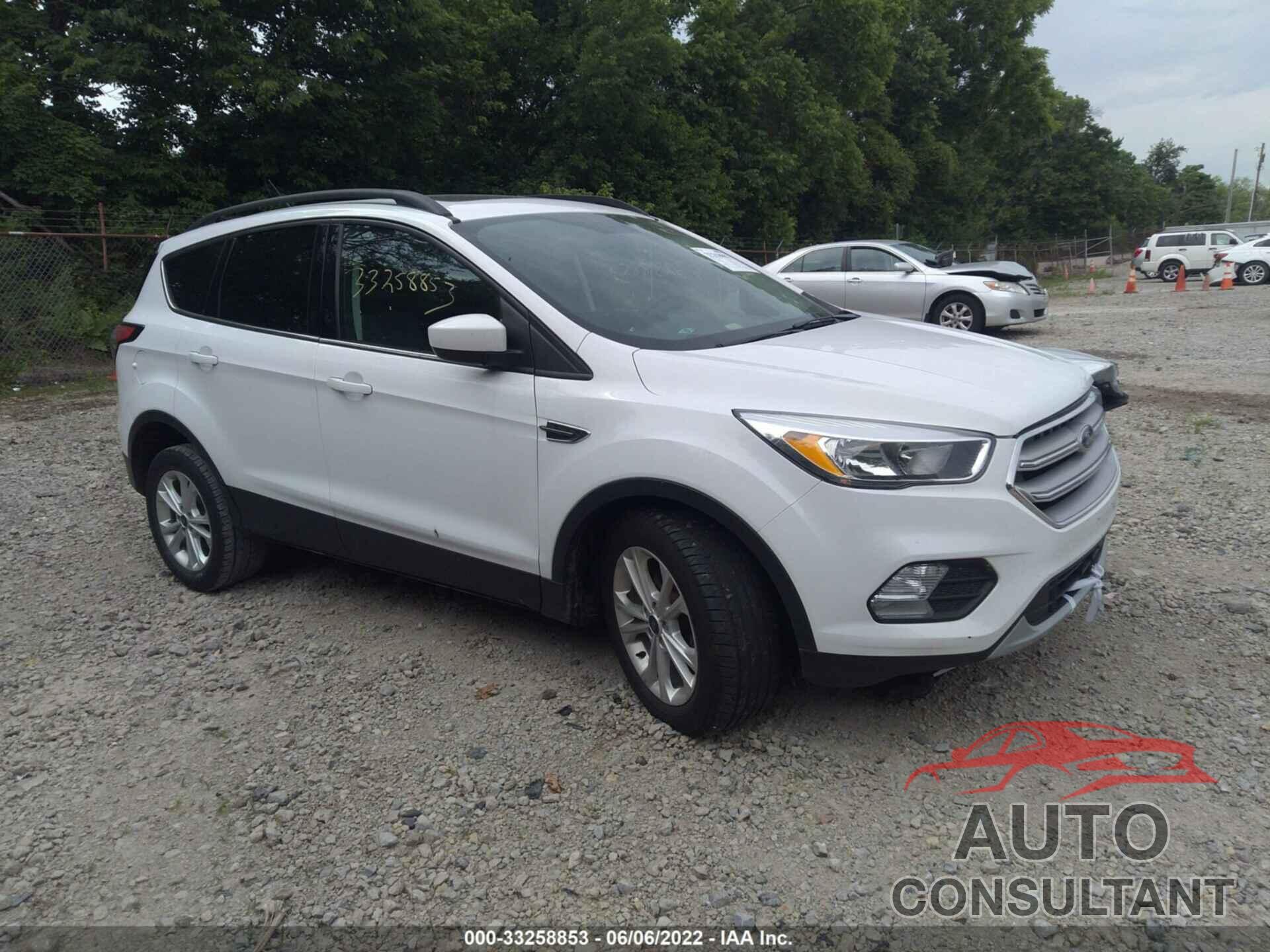 FORD ESCAPE 2018 - 1FMCU0GD1JUC37080