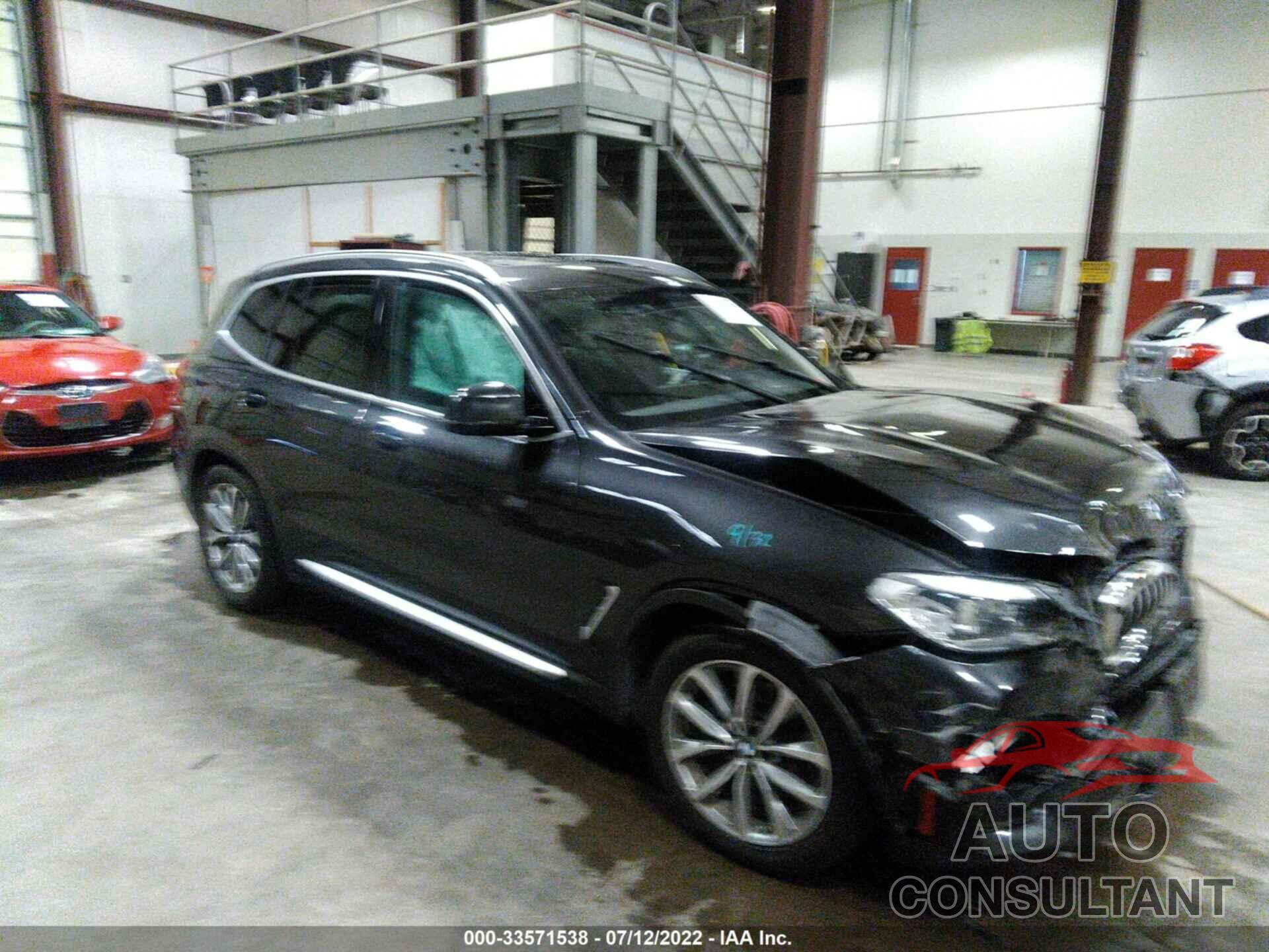 BMW X3 2018 - 5UXTR9C58JLD73870