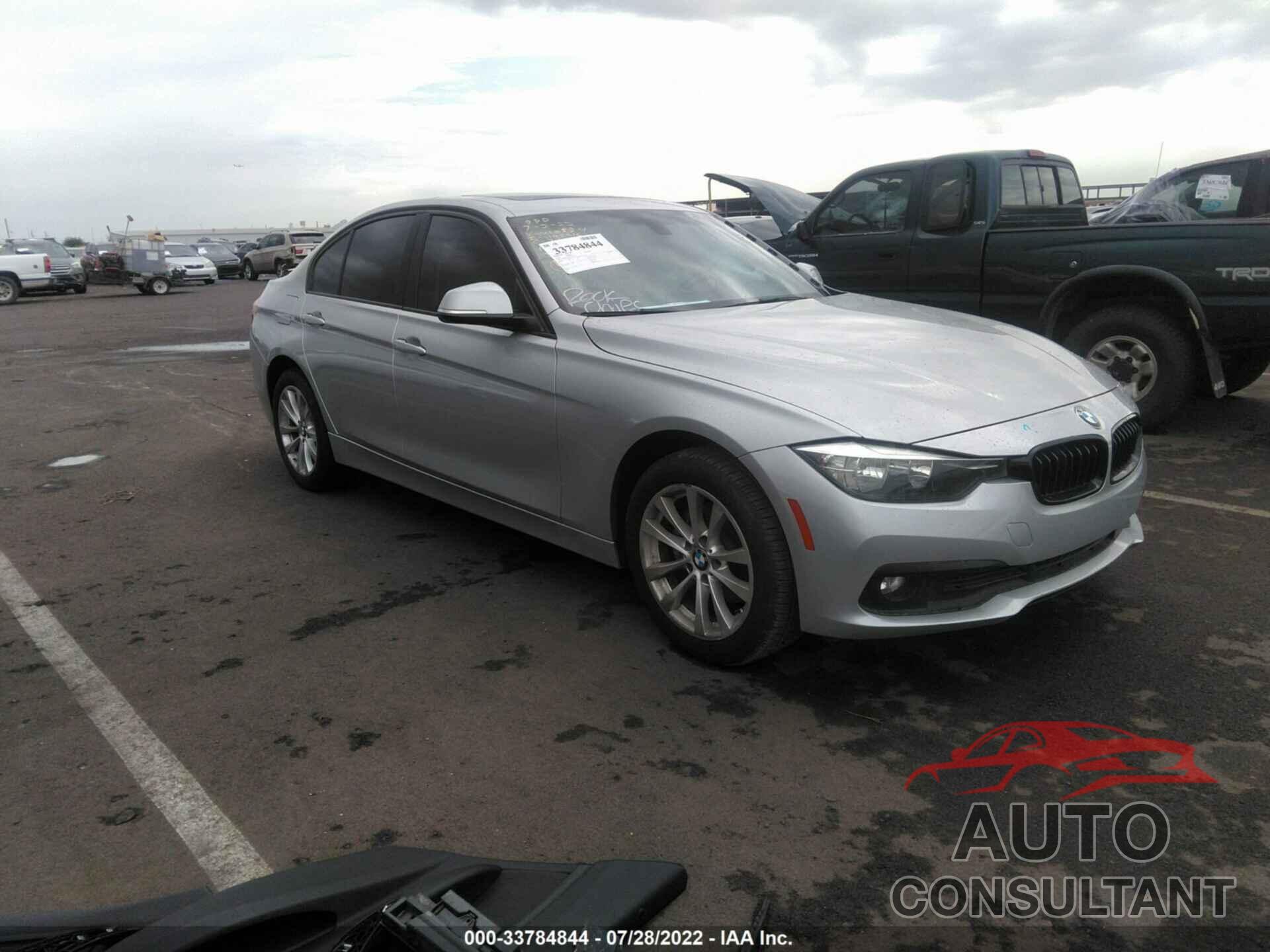 BMW 3 SERIES 2016 - WBA8E1G51GNU10554