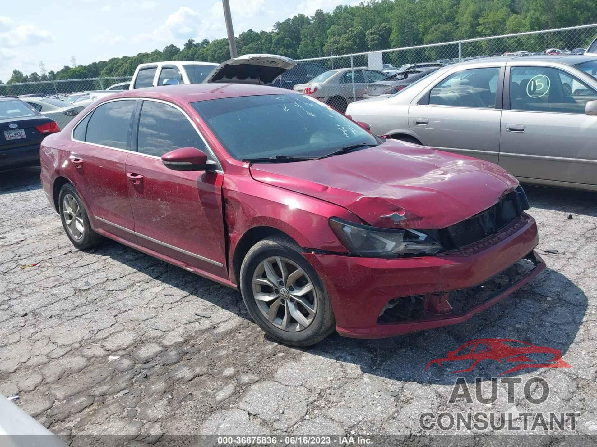 VOLKSWAGEN PASSAT 2016 - 1VWAT7A34GC011327