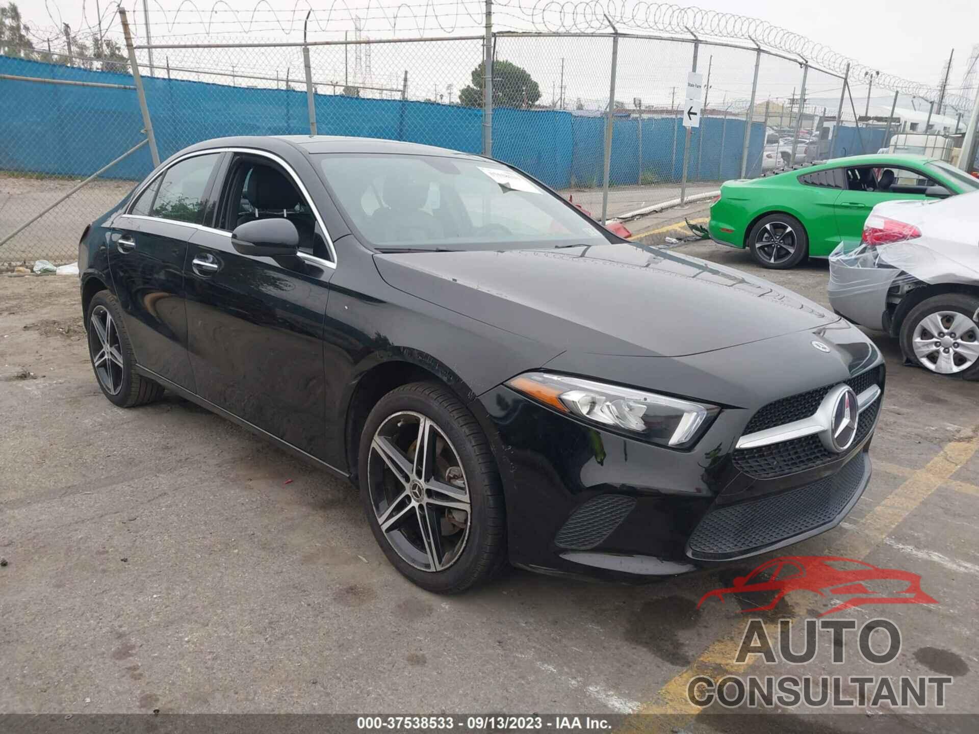 MERCEDES-BENZ A 220 2019 - WDD3G4FB8KW020009