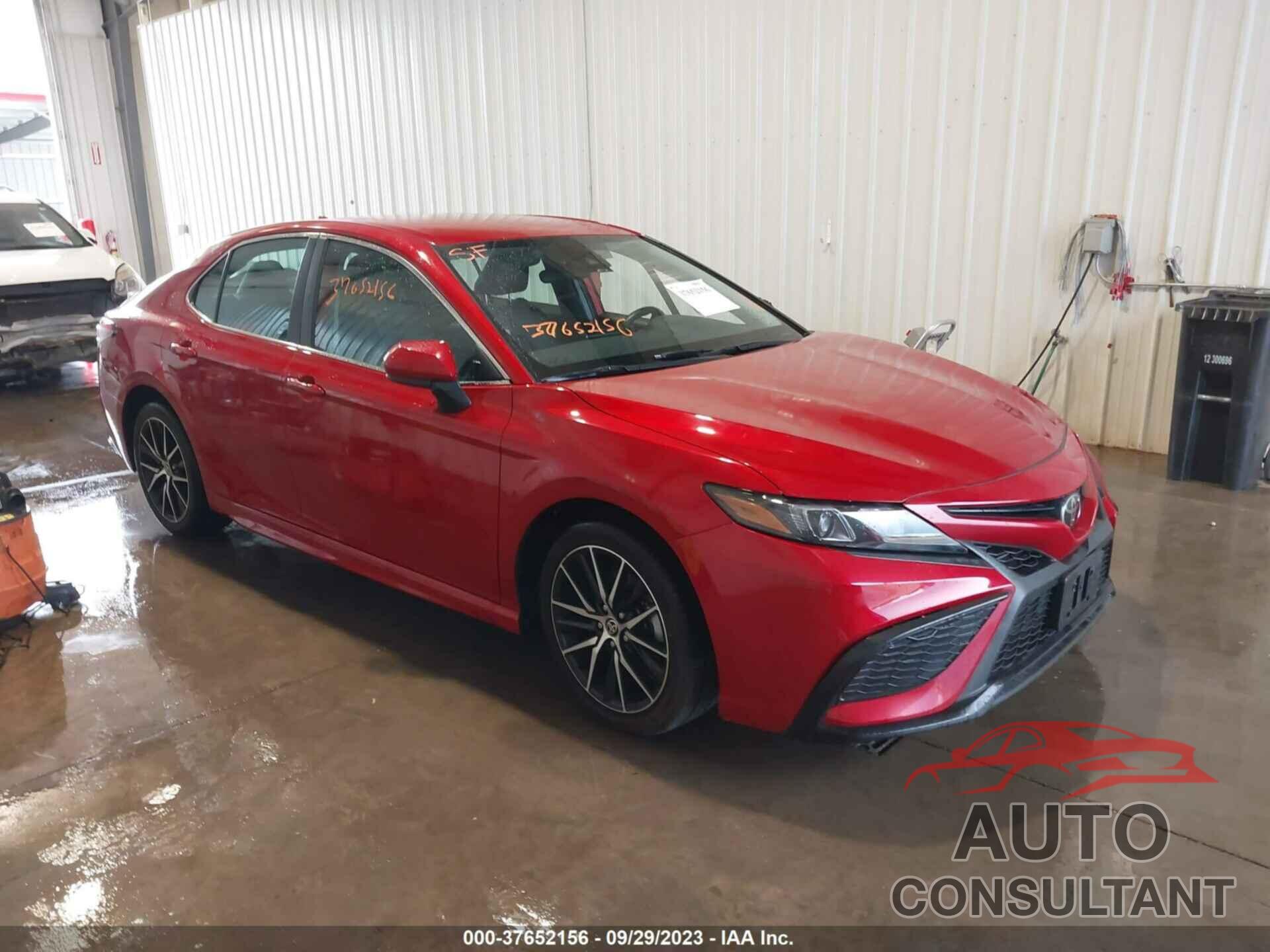 TOYOTA CAMRY 2021 - 4T1G11AK7MU427459
