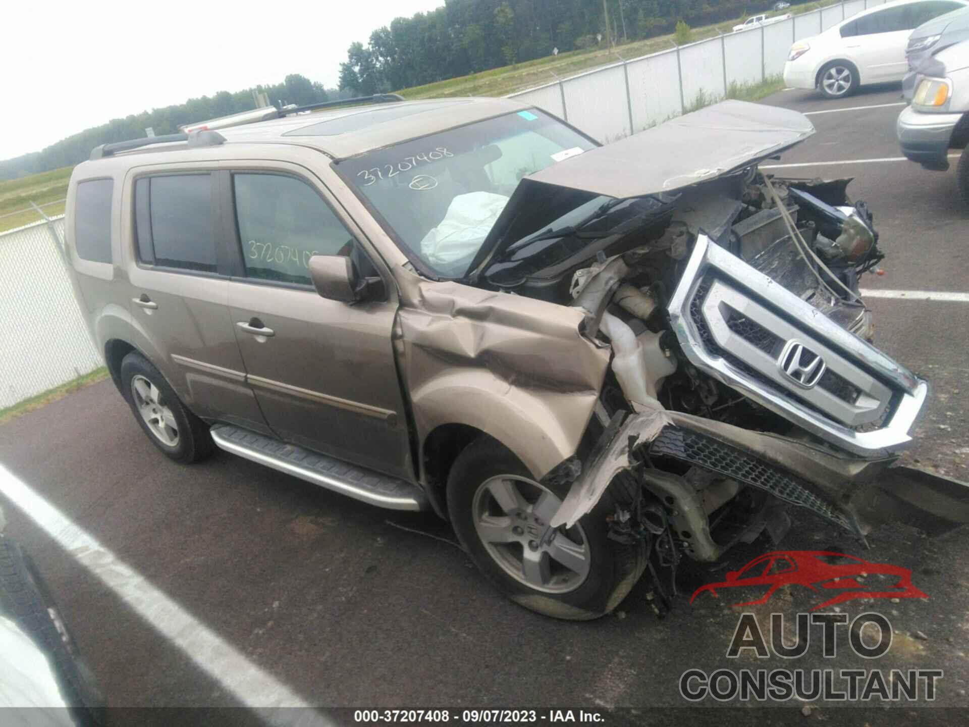 HONDA PILOT 2011 - 5FNYF3H72BB041576