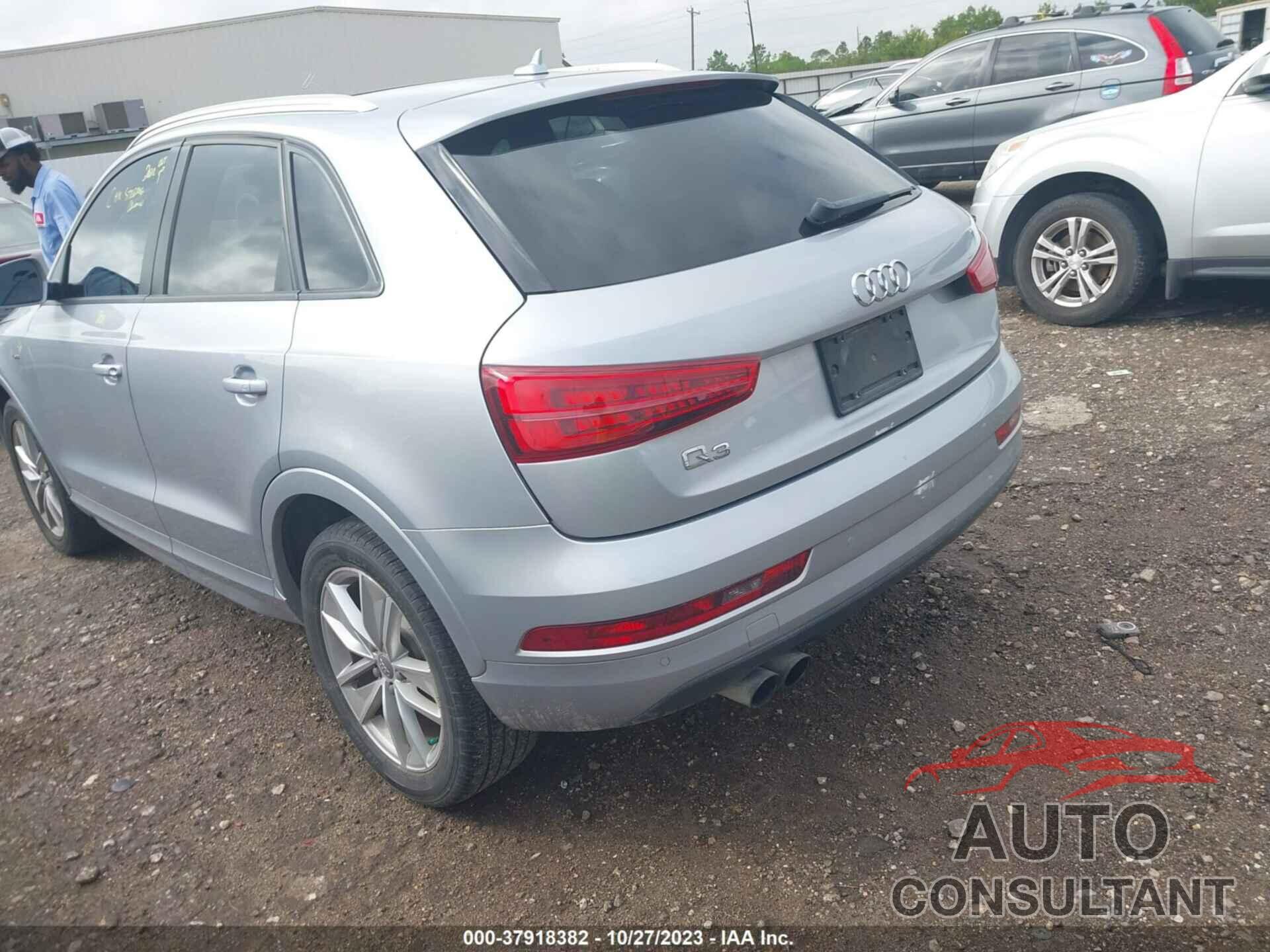 AUDI Q3 2018 - WA1BCCFS4JR022312