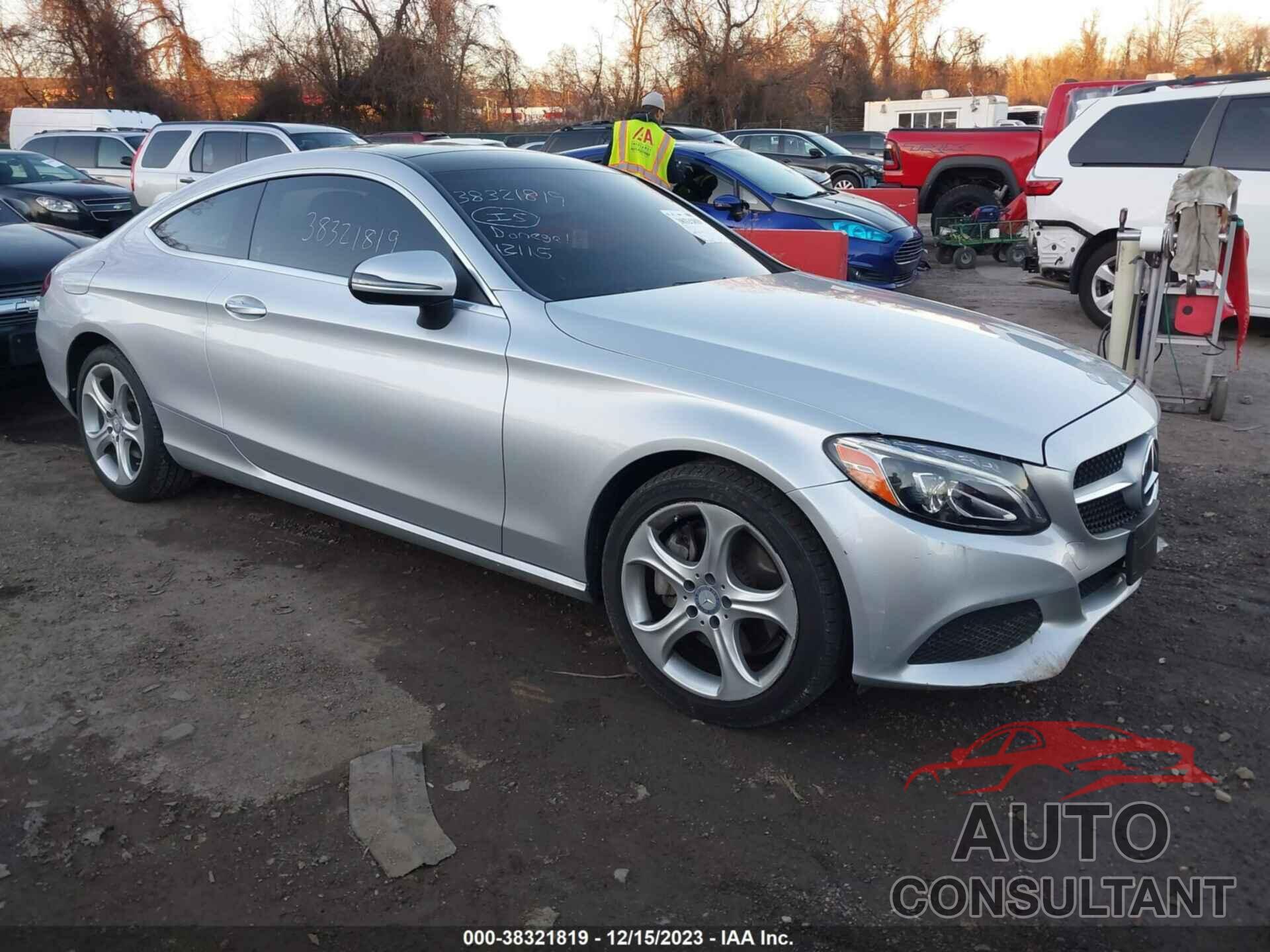 MERCEDES-BENZ C 300 2017 - WDDWJ4KB5HF338179