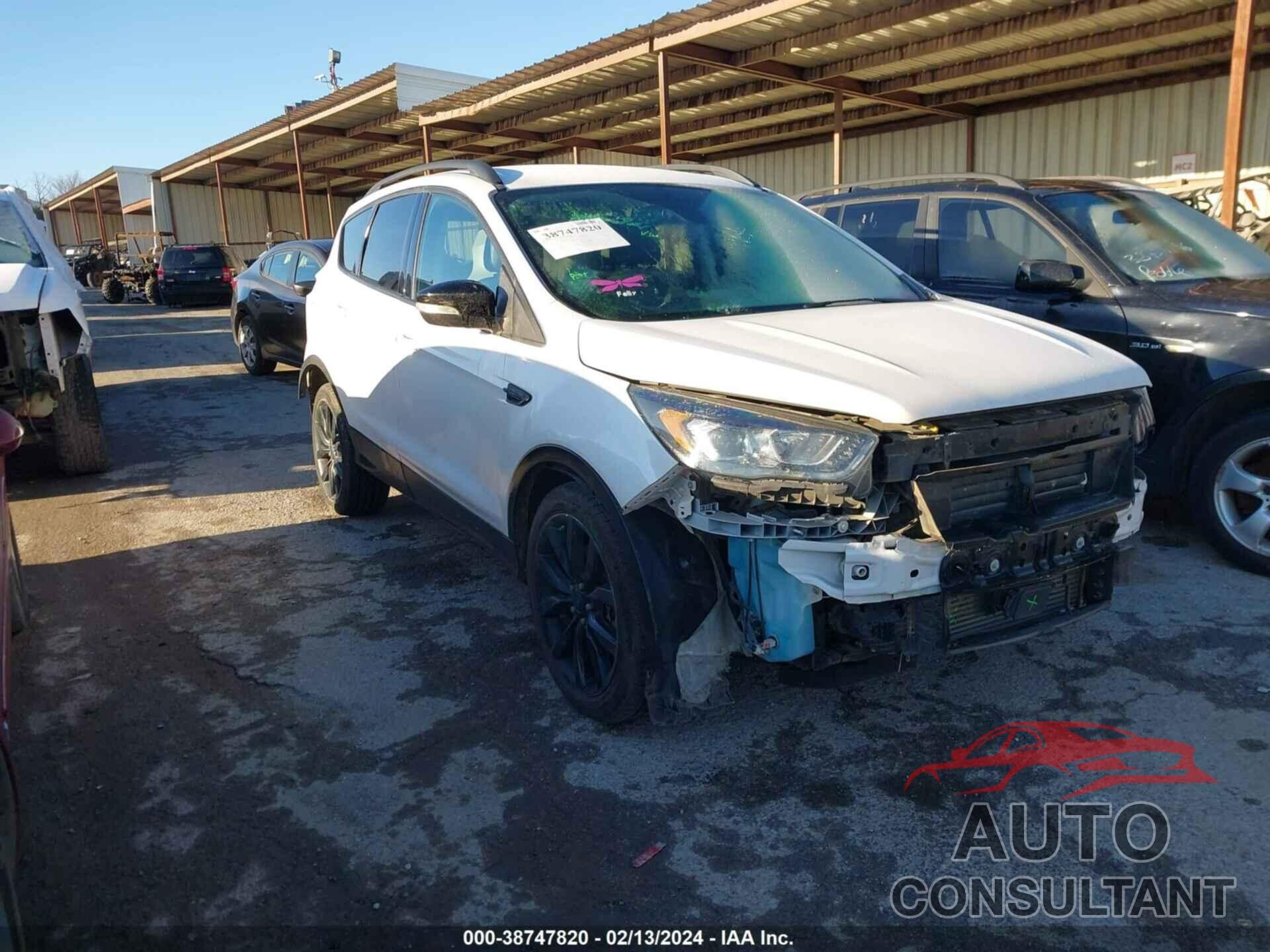FORD ESCAPE 2017 - 1FMCU0J96HUA32093