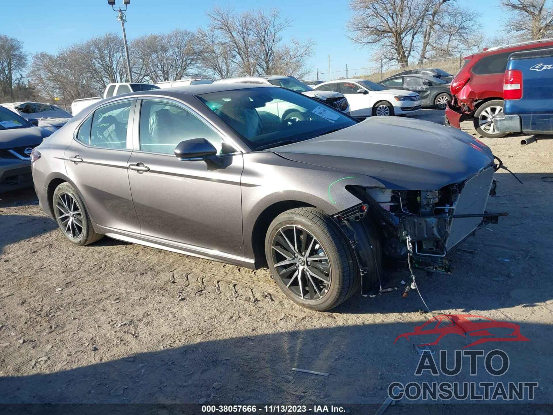 TOYOTA CAMRY 2024 - 4T1G11AK2RU844124