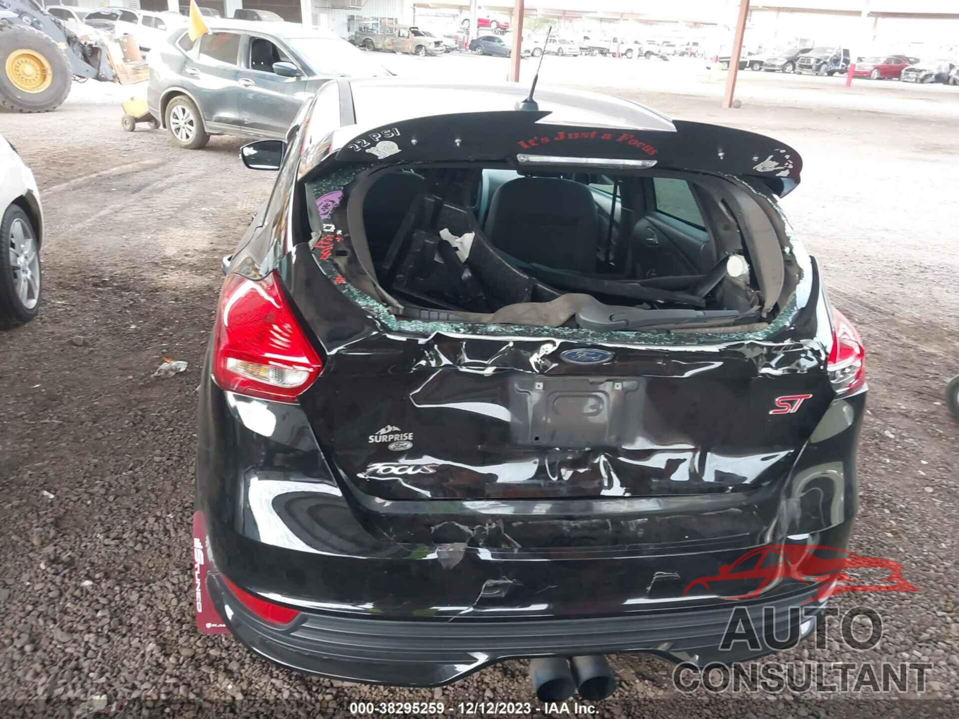 FORD FOCUS ST 2018 - 1FADP3L99JL260895