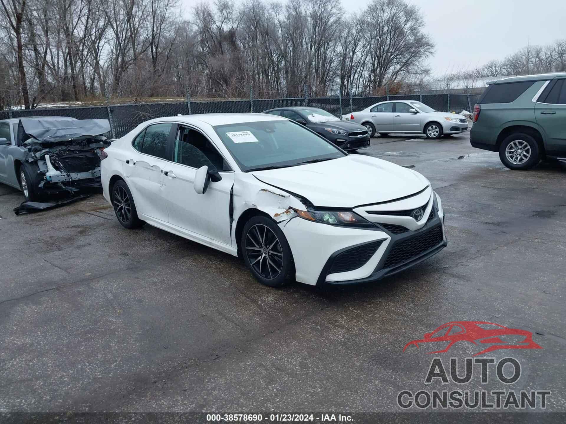 TOYOTA CAMRY 2021 - 4T1G11AK9MU590095
