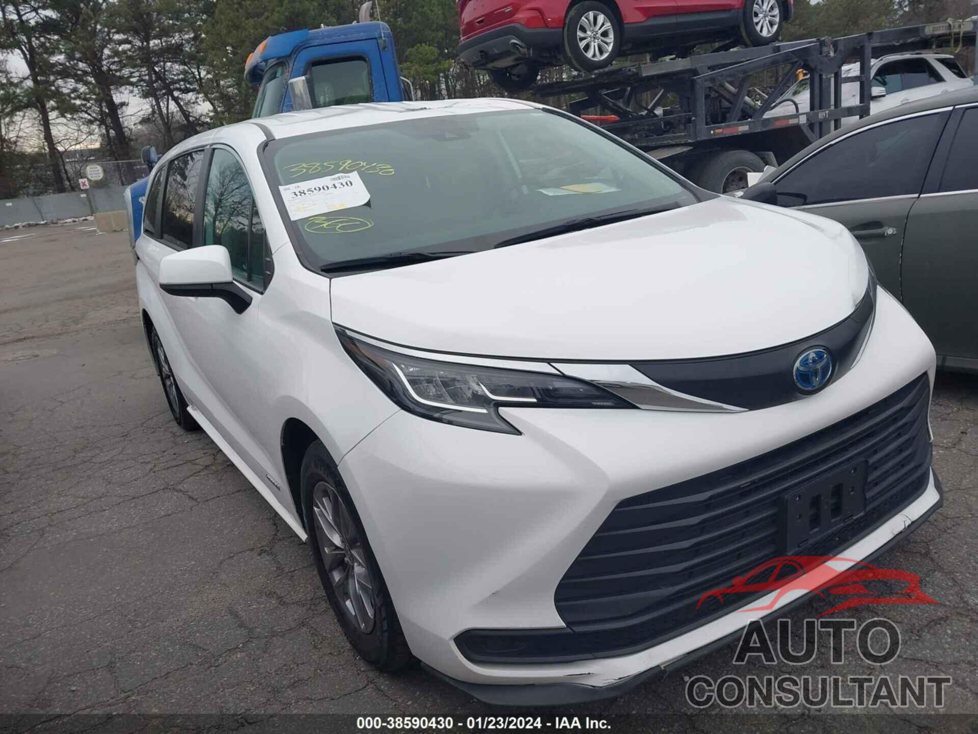 TOYOTA SIENNA 2021 - 5TDKRKEC8MS046479