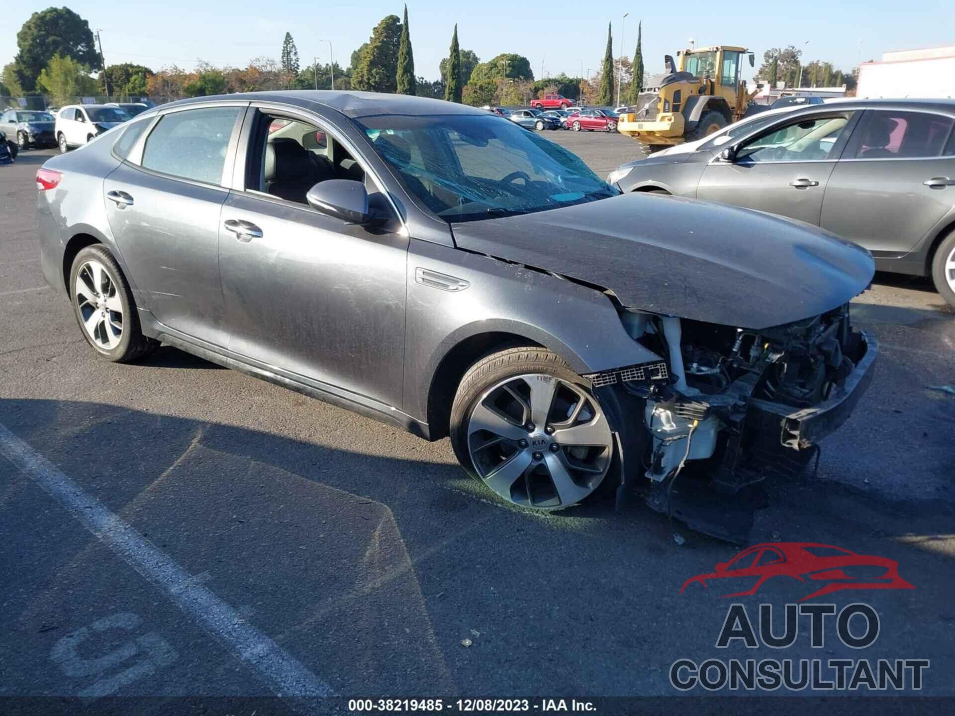 KIA OPTIMA 2020 - 5XXGT4L37LG405214