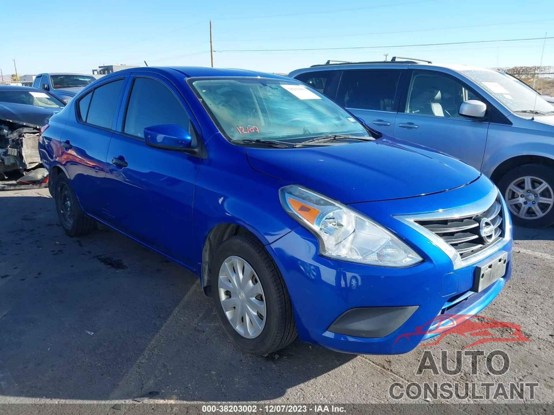 NISSAN VERSA 2017 - 3N1CN7AP4HL855613