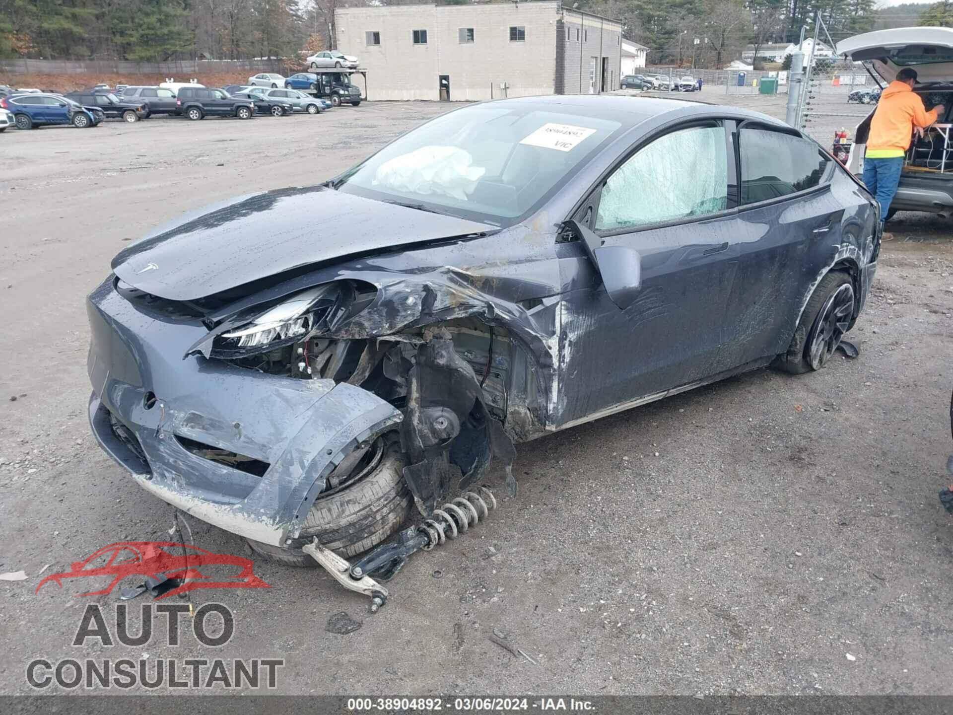 TESLA MODEL Y 2022 - 7SAYGDEE4NF399792