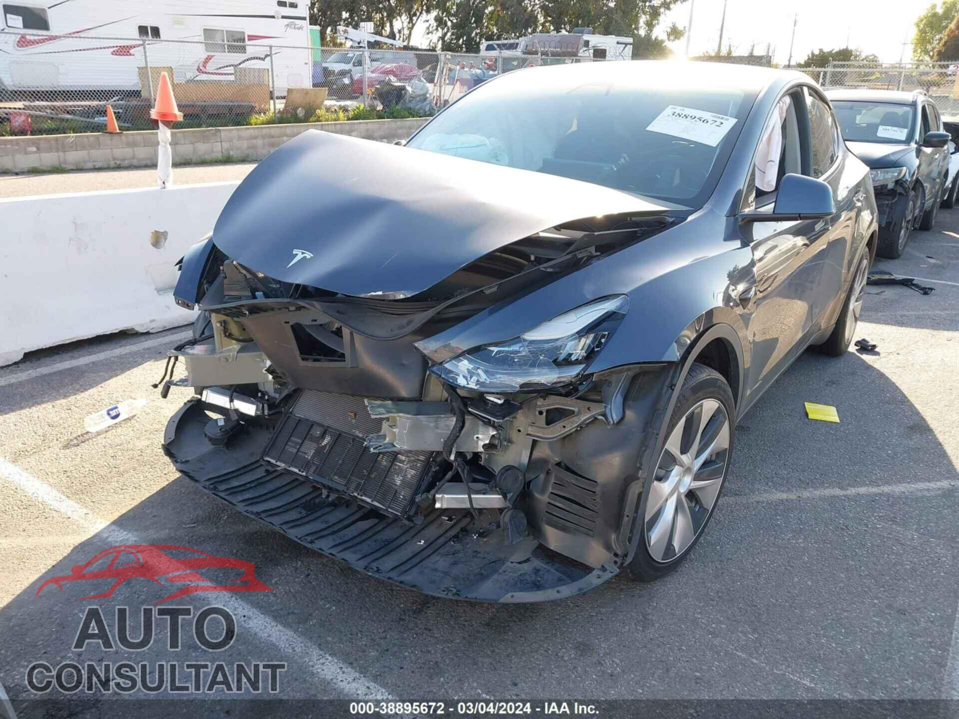 TESLA MODEL Y 2022 - 7SAYGDEE6NF357446