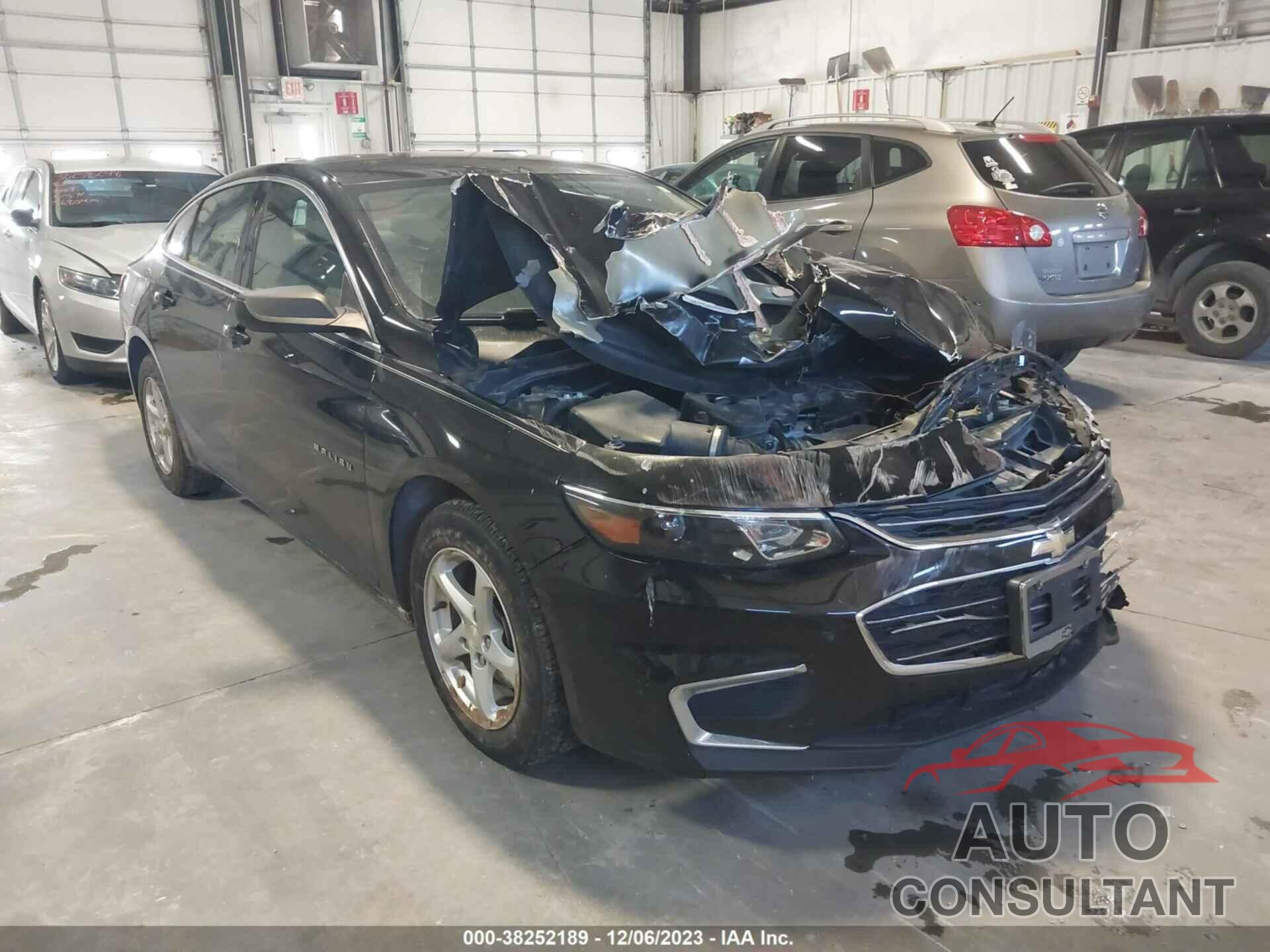 CHEVROLET MALIBU 2018 - 1G1ZB5ST7JF146280