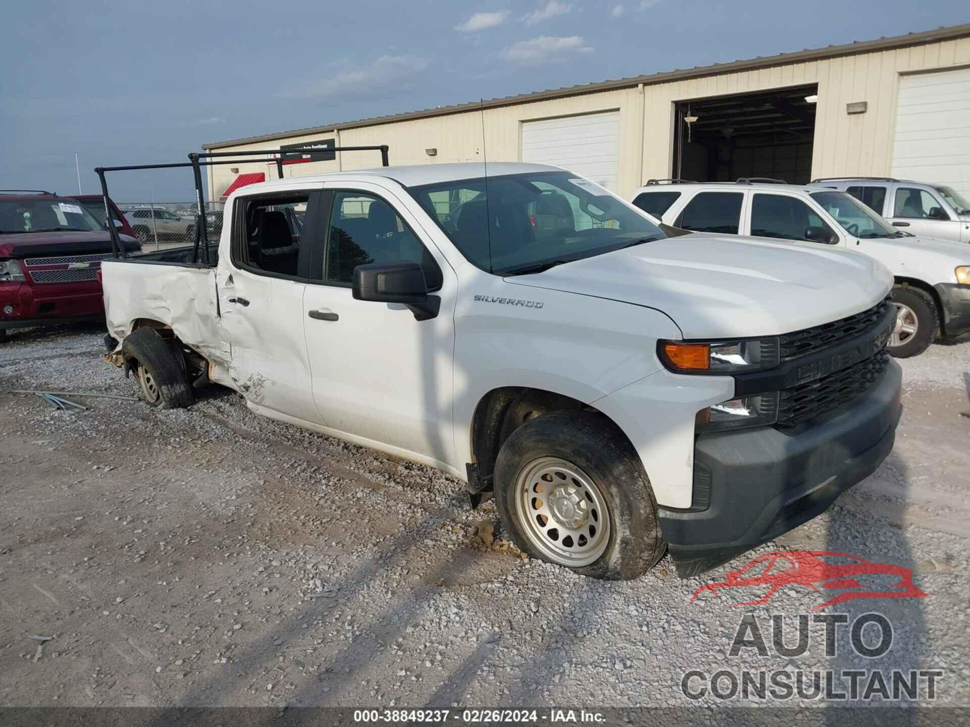 CHEVROLET SILVERADO 1500 2019 - 1GCPWAEF3KZ329659
