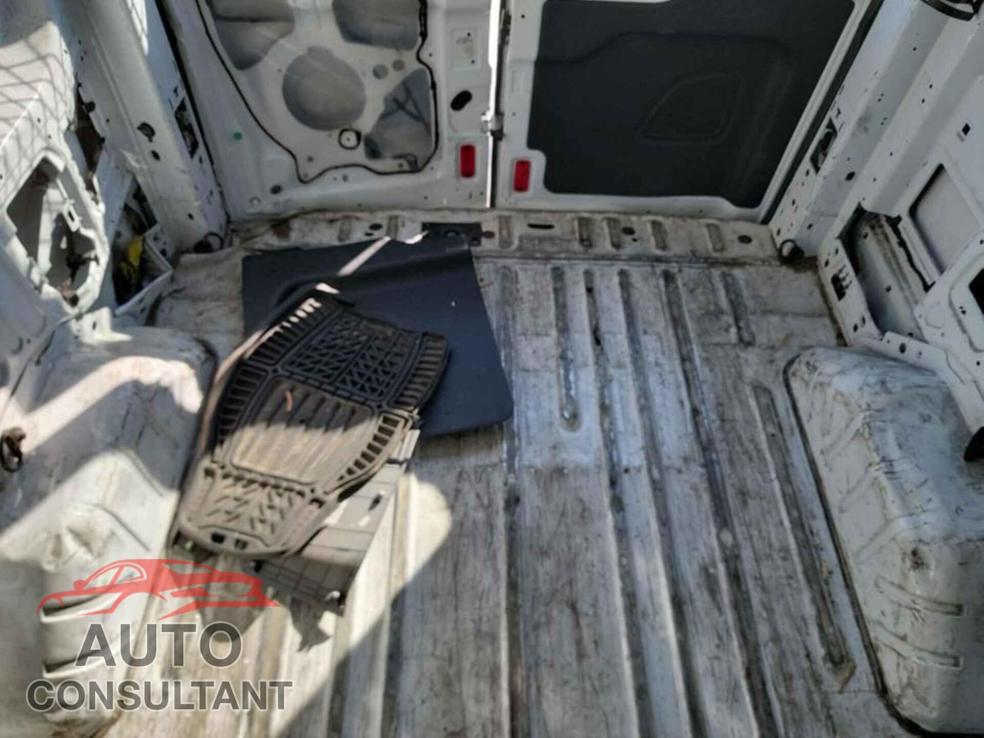 FORD TRANSIT 2017 - 1FTYR2CM2HKA72322
