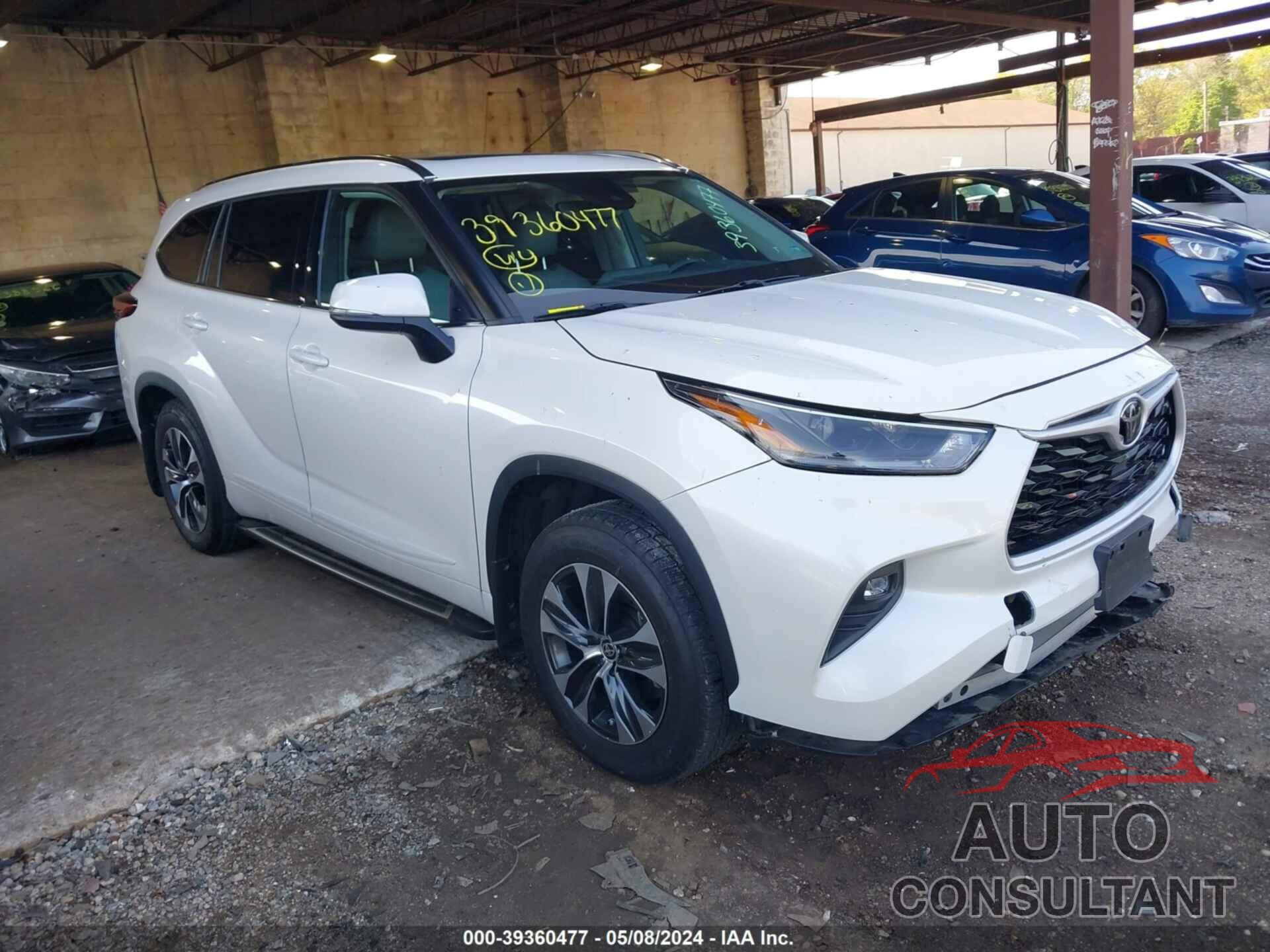 TOYOTA HIGHLANDER 2021 - 5TDHZRBHXMS536084