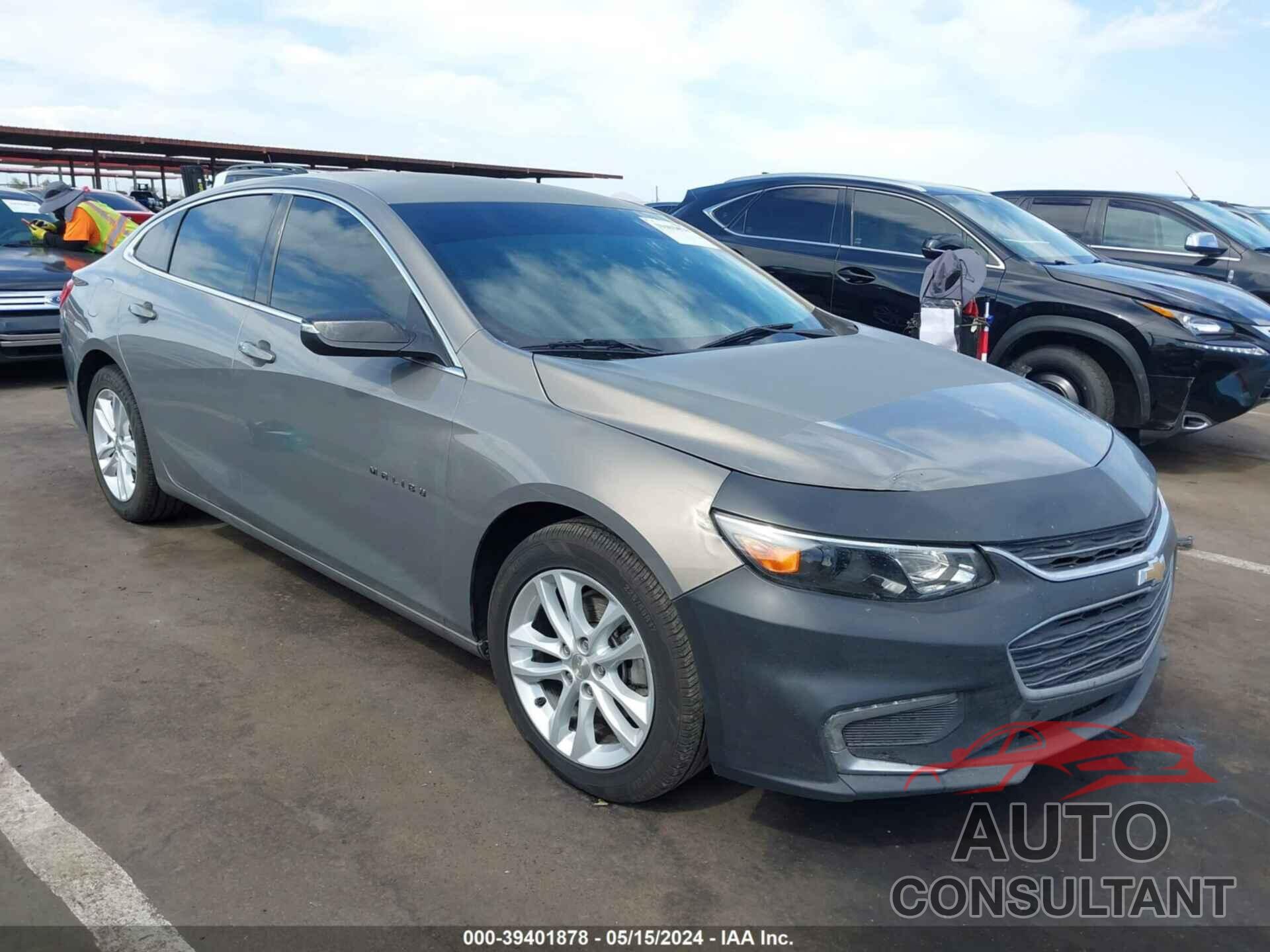 CHEVROLET MALIBU 2017 - 1G1ZE5ST4HF217999