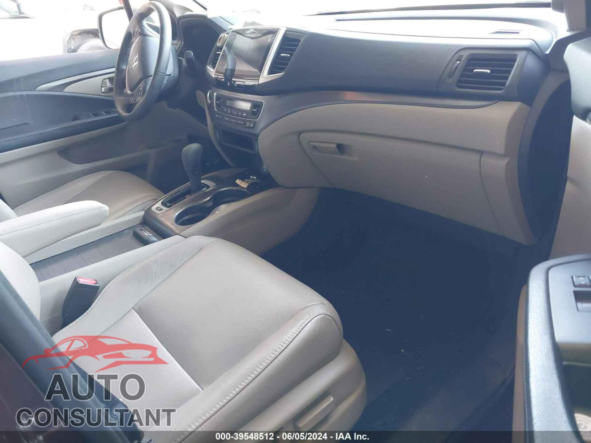 HONDA PILOT 2017 - 5FNYF6H55HB024862