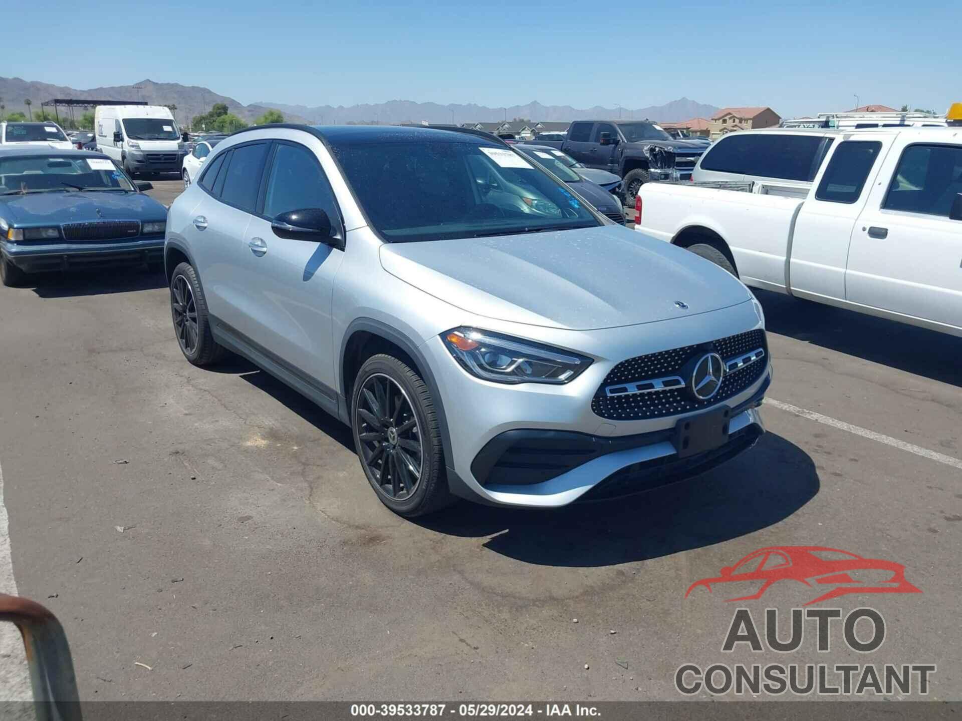 MERCEDES-BENZ GLA 250 2023 - W1N4N4GB7PJ441820