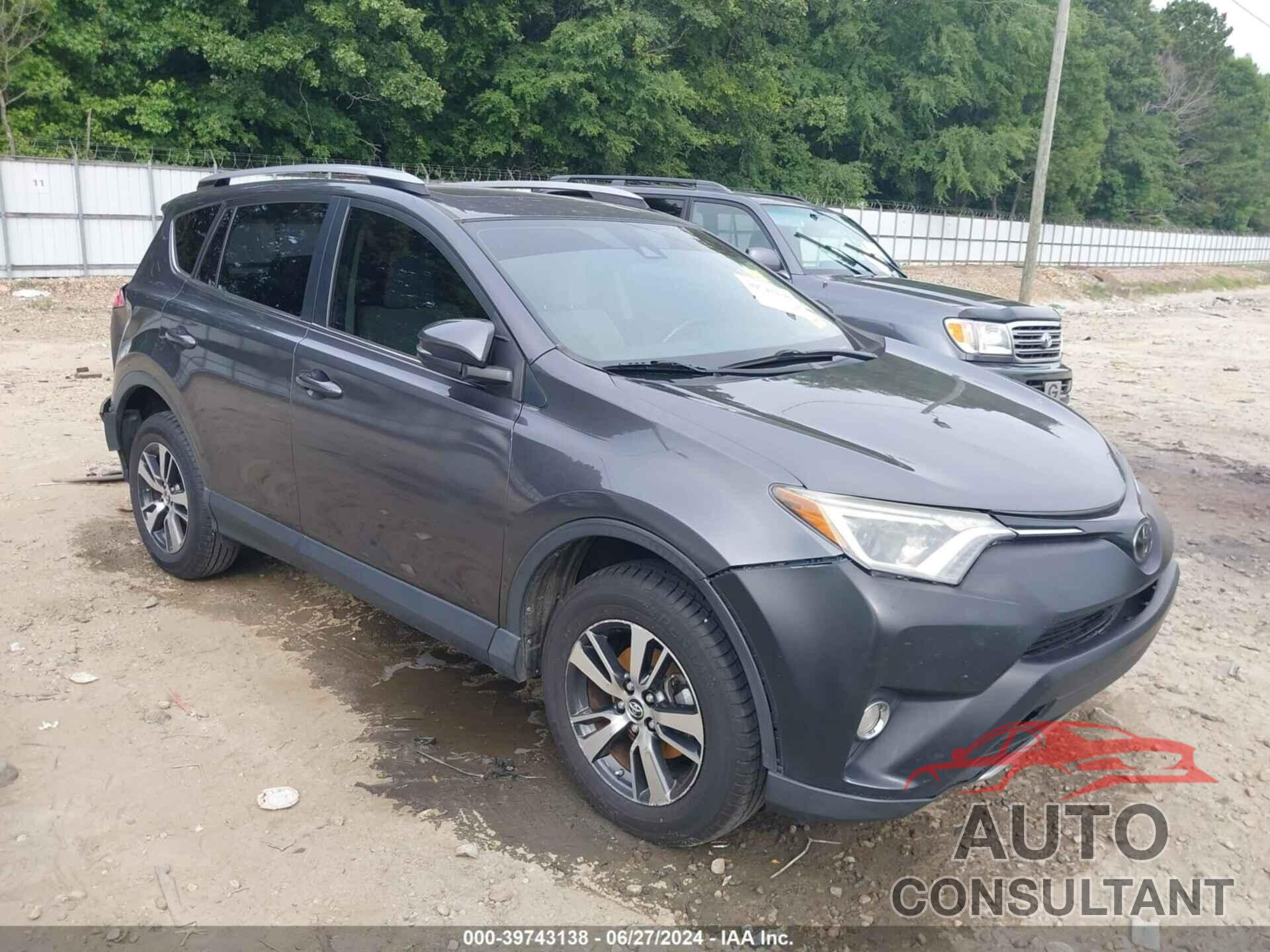 TOYOTA RAV4 2017 - JTMWFREV8HJ133564