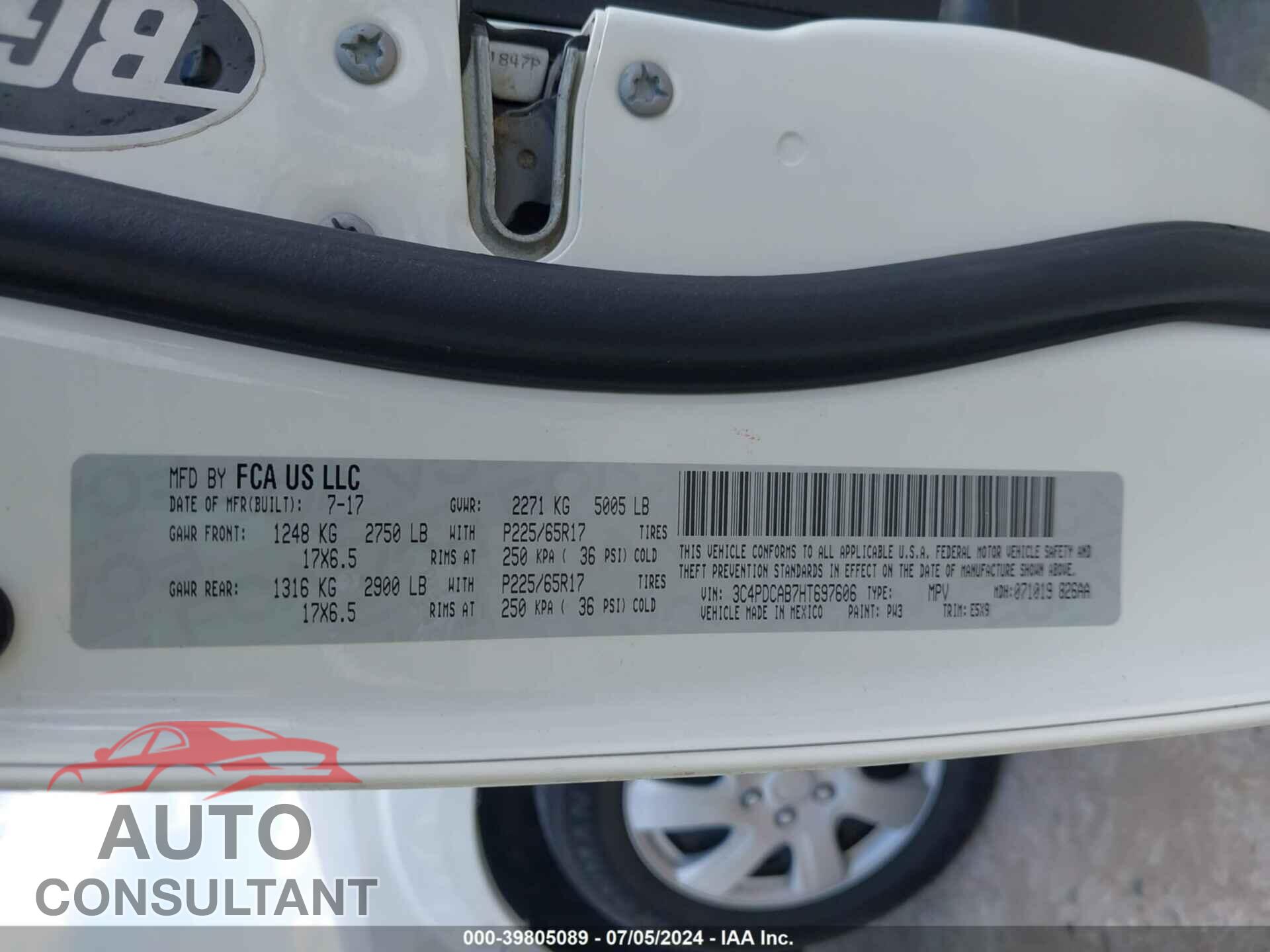 DODGE JOURNEY 2017 - 3C4PDCAB7HT697606