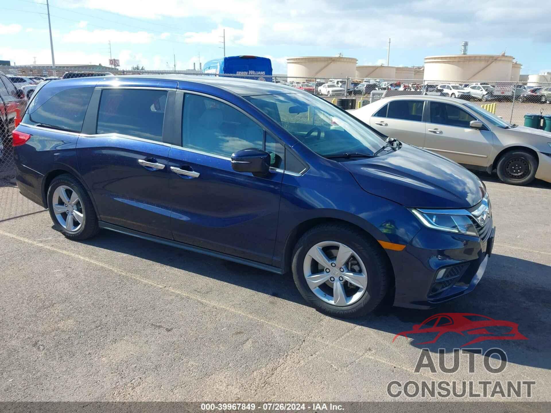 HONDA ODYSSEY 2018 - 5FNRL6H55JB070520