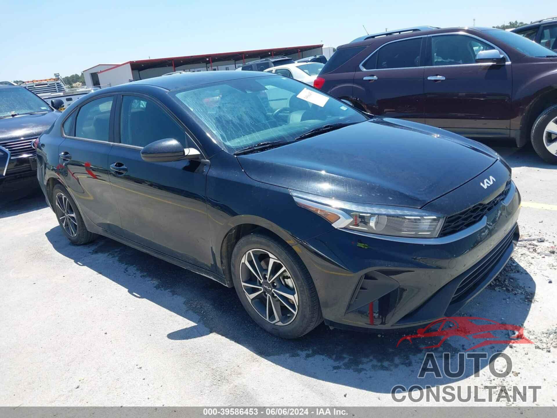 KIA FORTE 2023 - 3KPF24AD0PE509827