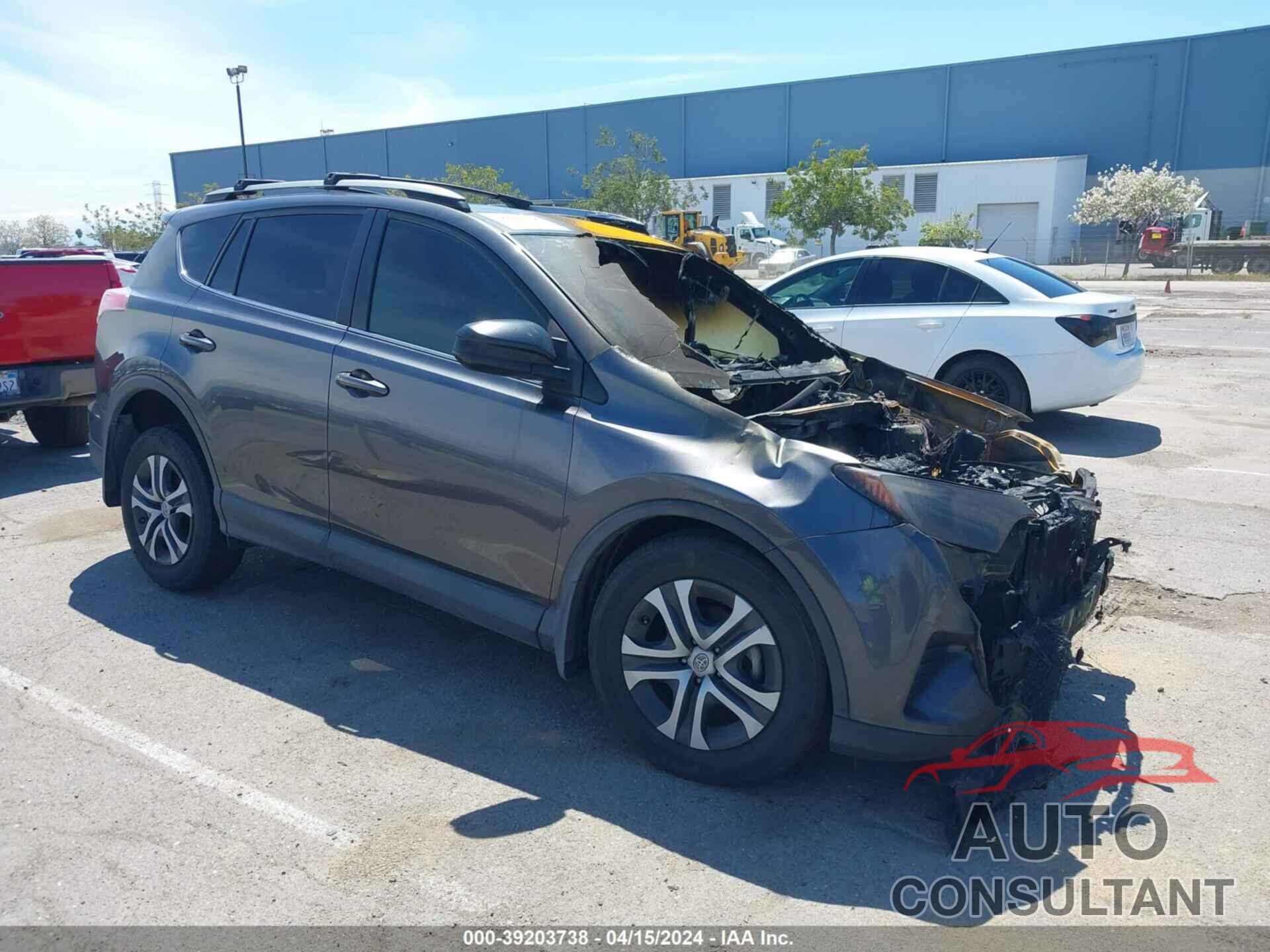 TOYOTA RAV4 2017 - JTMZFREV7HJ149820