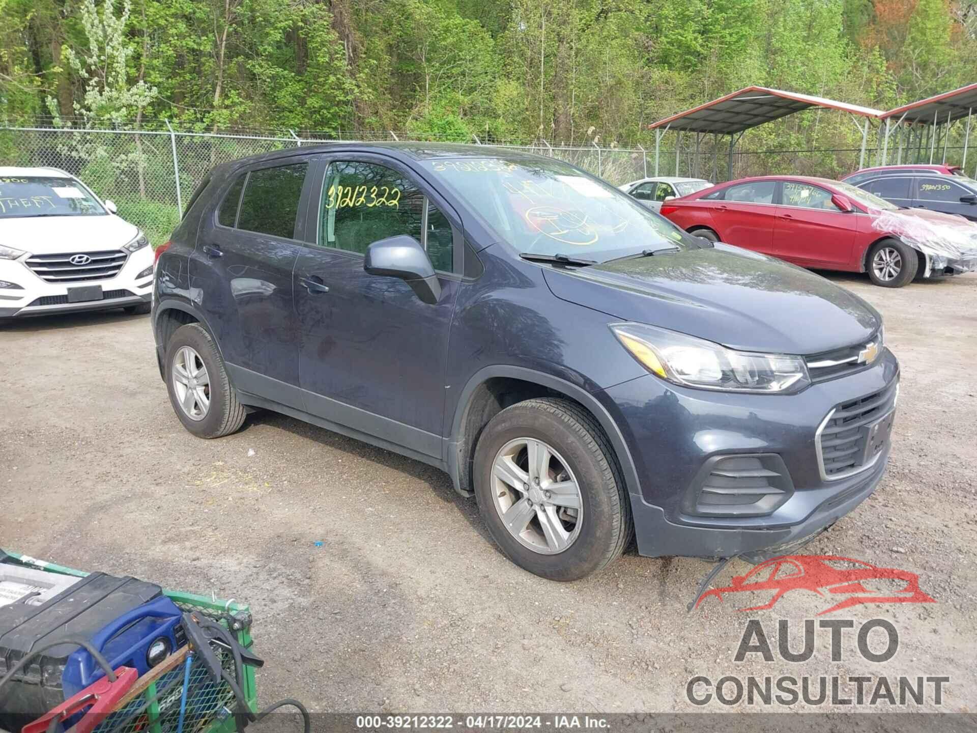 CHEVROLET TRAX 2019 - 3GNCJNSB1KL215941