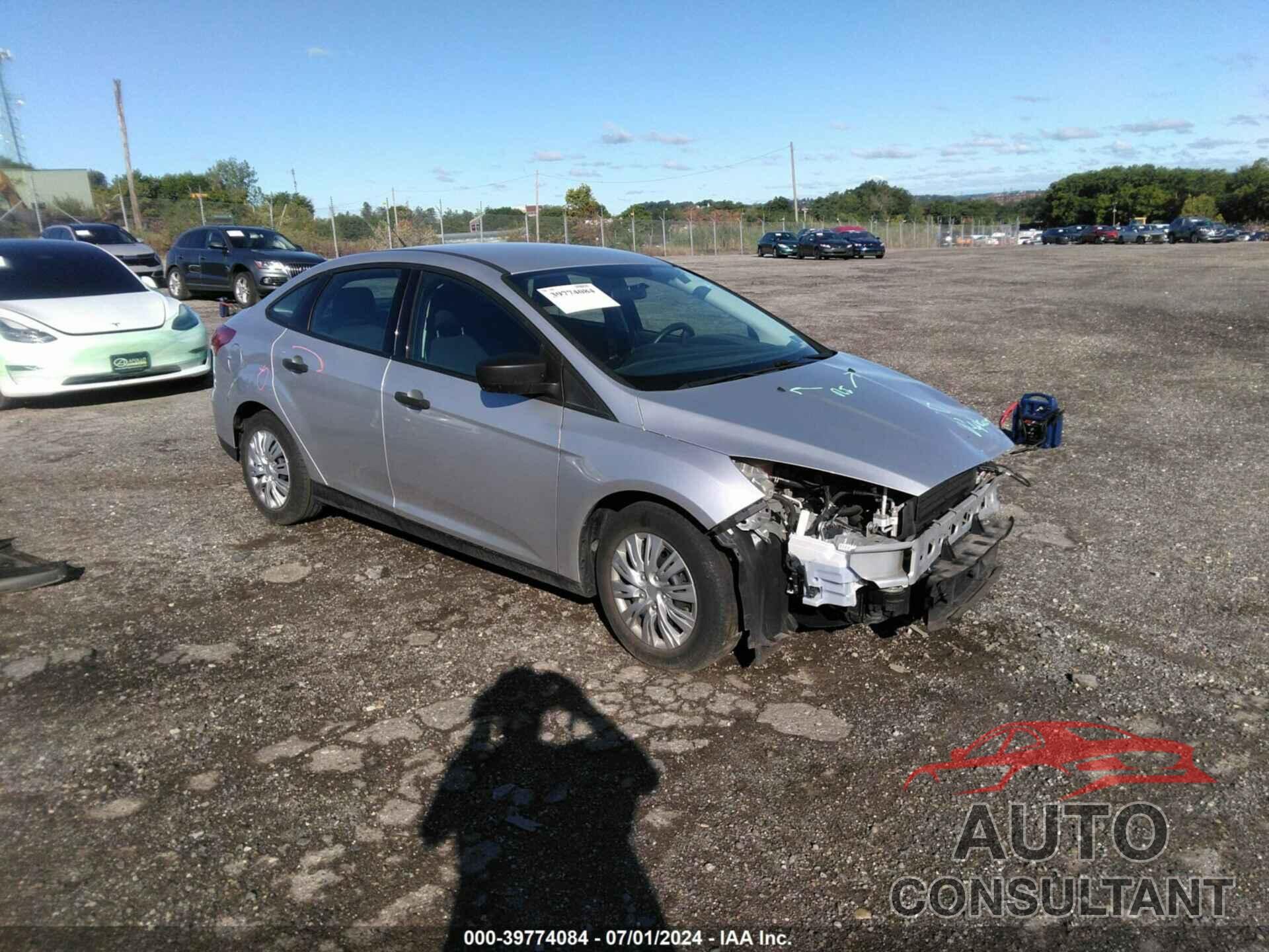 FORD FOCUS 2018 - 1FADP3E2XJL234998