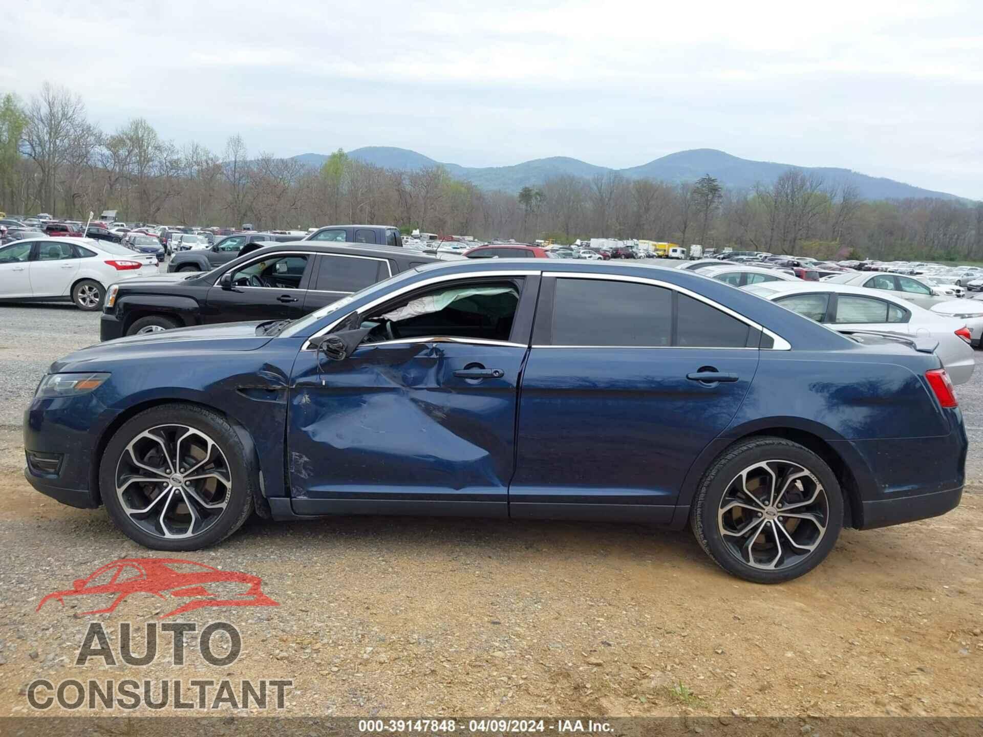 FORD TAURUS 2016 - 1FAHP2KTXGG143207