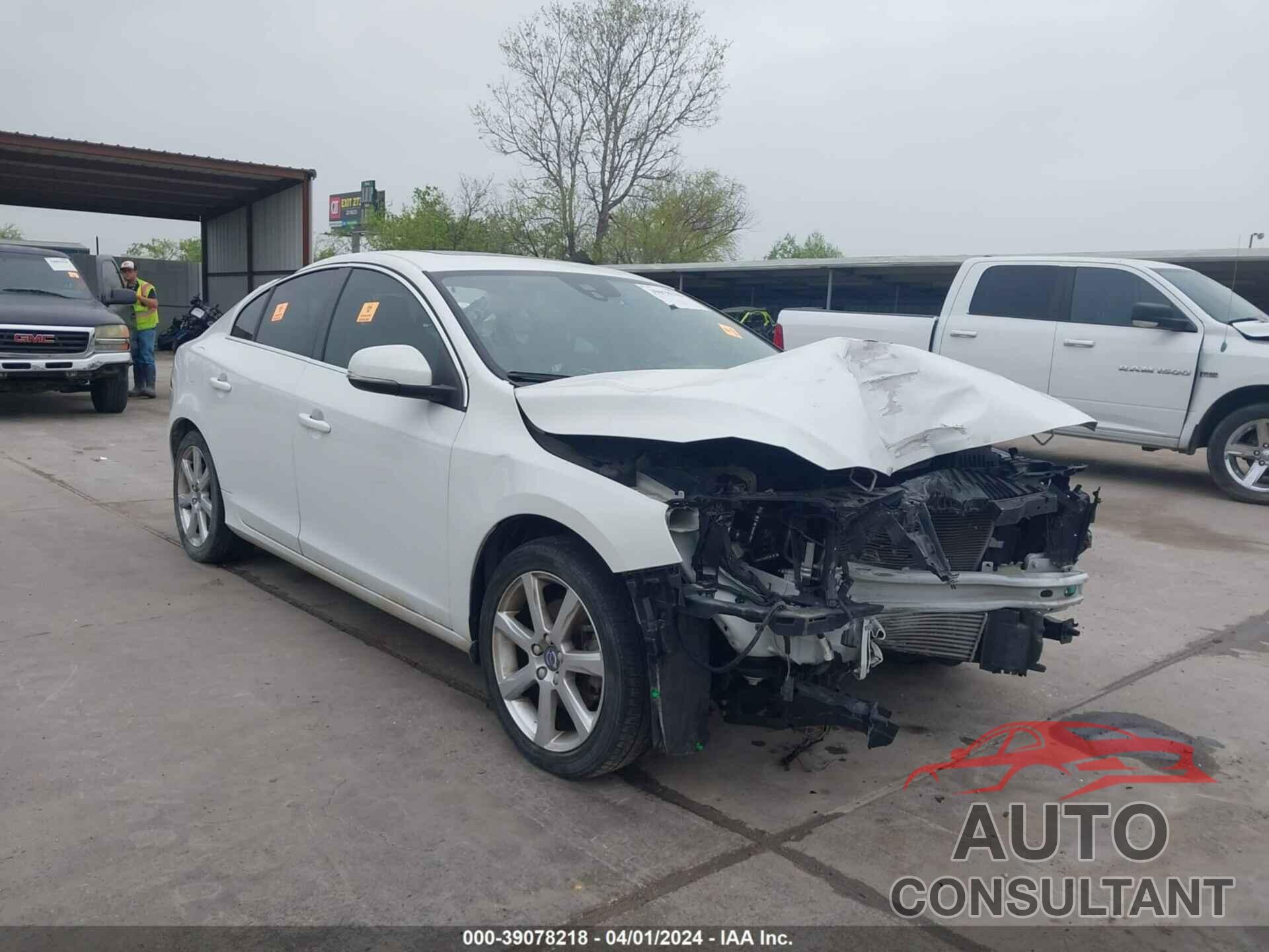 VOLVO S60 2016 - YV126MFK8G2413655