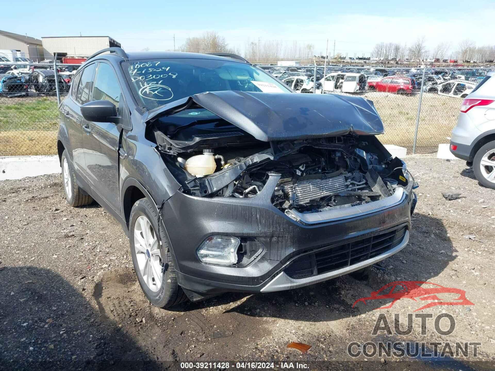 FORD ESCAPE 2018 - 1FMCU0GD6JUD03008