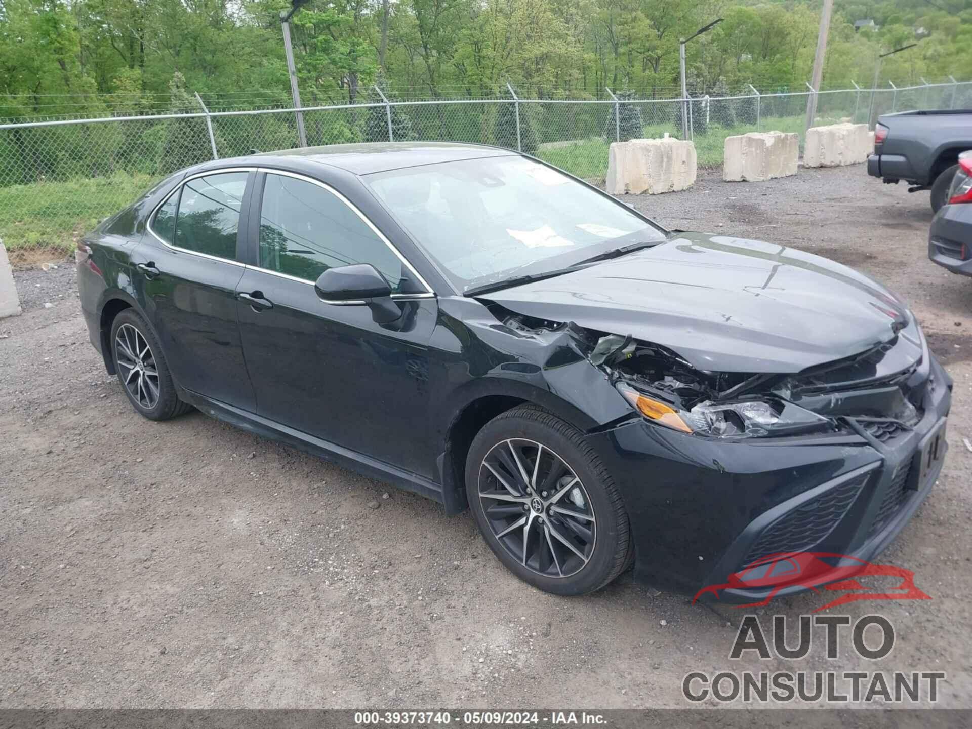 TOYOTA CAMRY 2023 - 4T1G11AK1PU818563