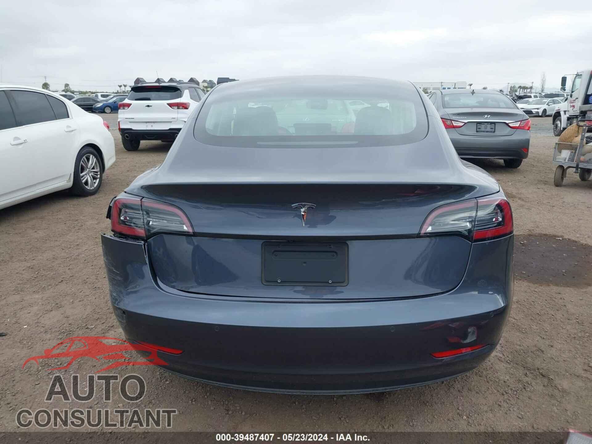TESLA MODEL 3 2019 - 5YJ3E1EA6KF402437