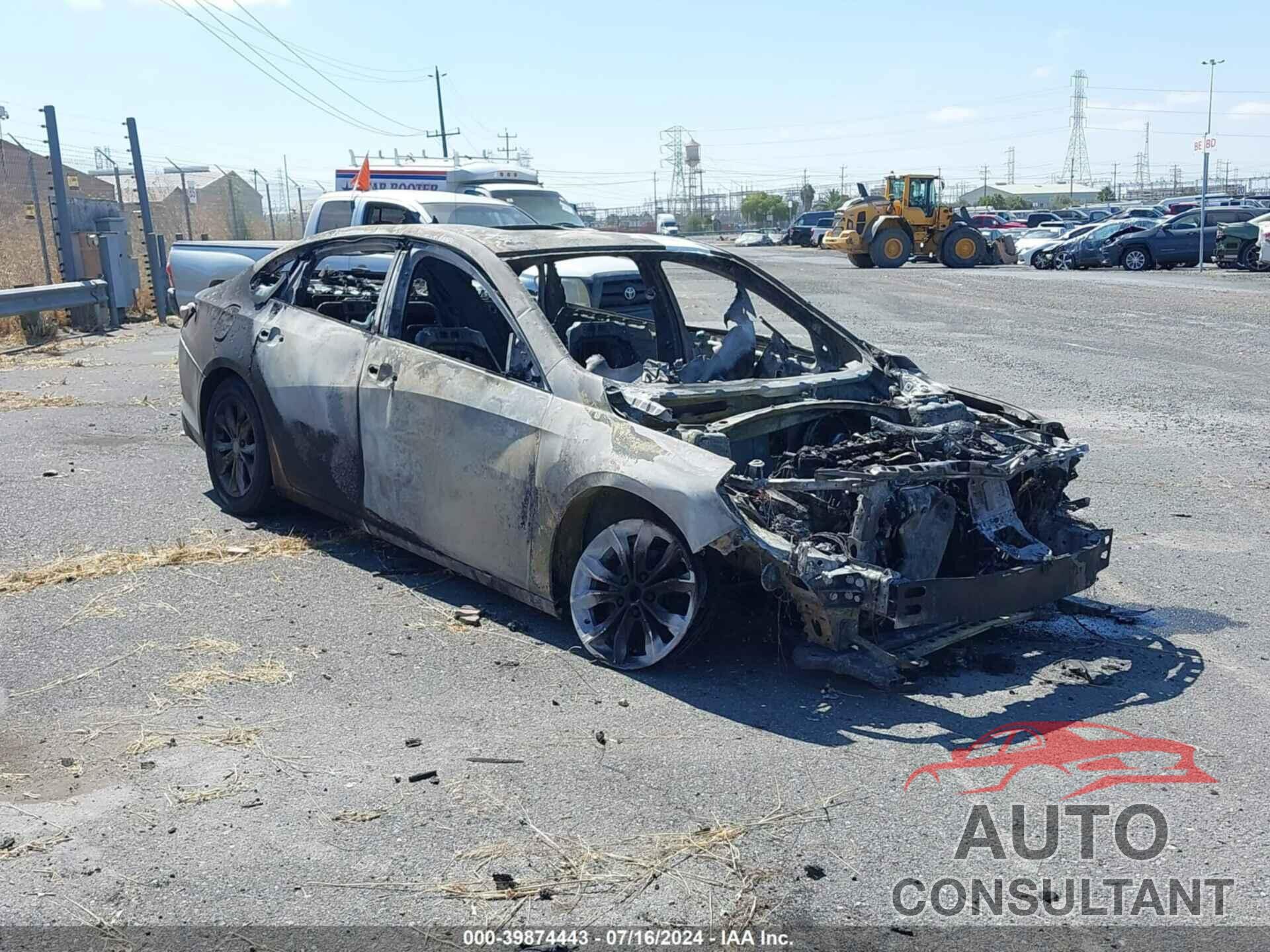 CHEVROLET MALIBU 2019 - 1G1ZD5ST7KF145027