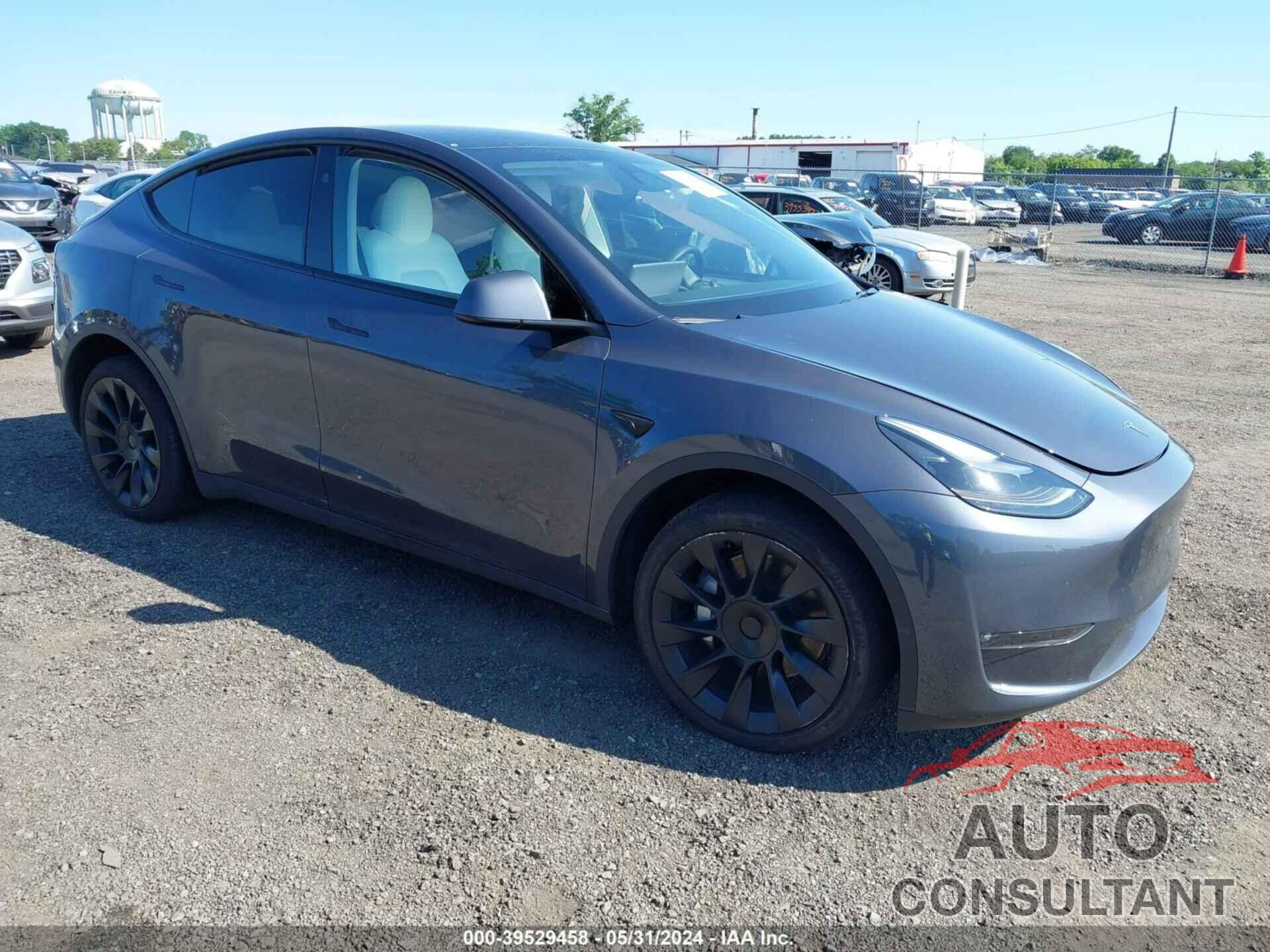 TESLA MODEL Y 2023 - 7SAYGDEE7PF872944