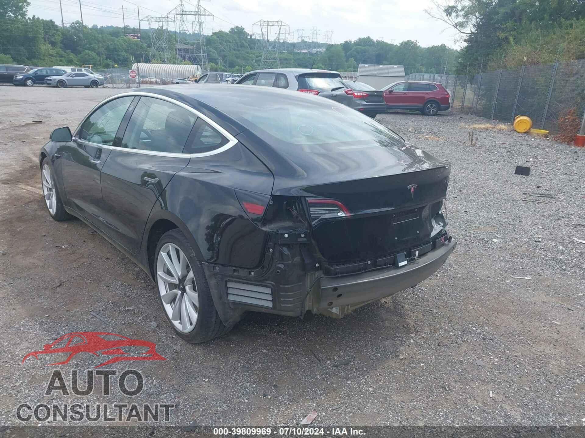 TESLA MODEL 3 2018 - 5YJ3E1EA1JF136453