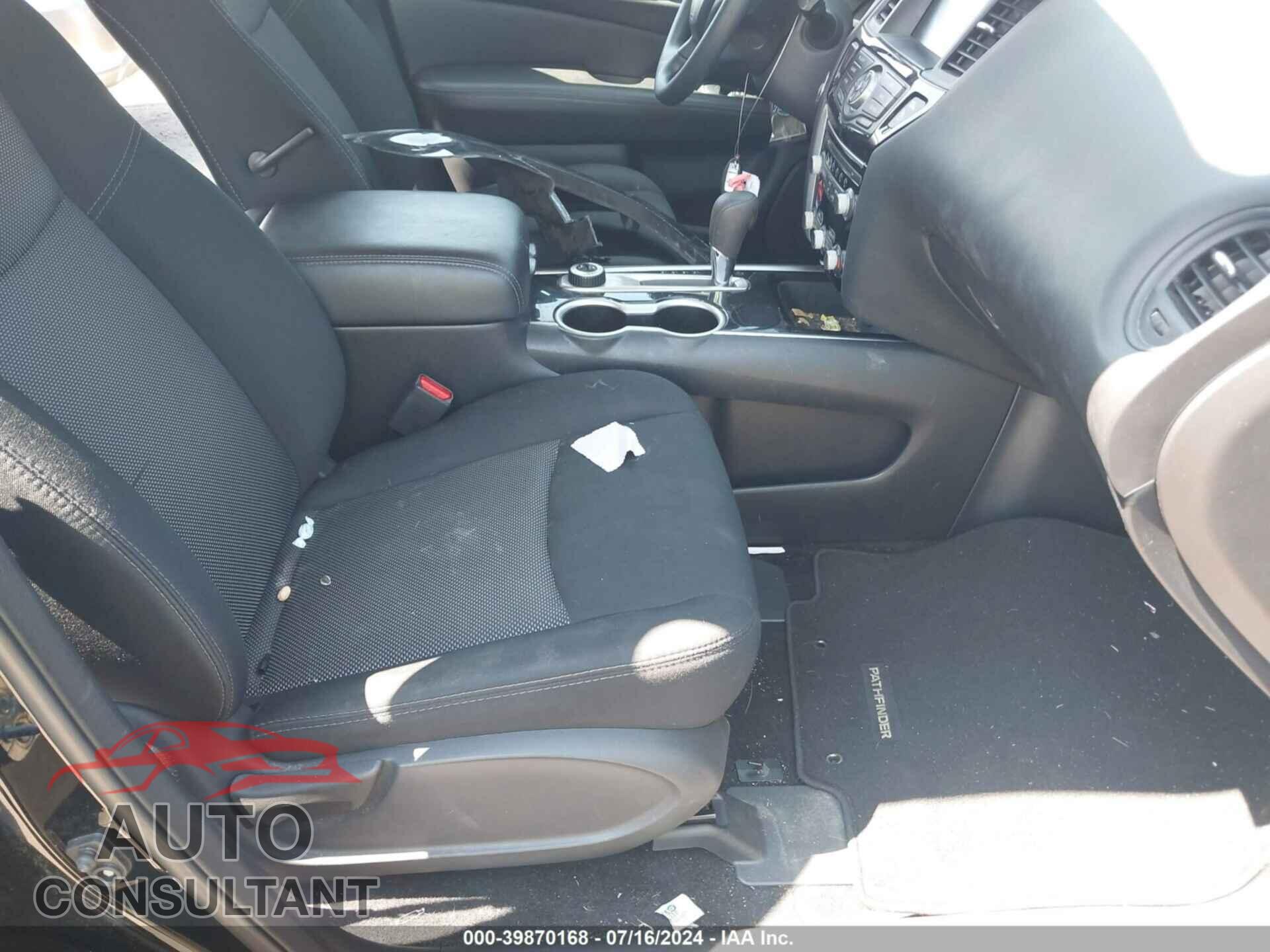 NISSAN PATHFINDER 2019 - 5N1DR2MM9KC628135