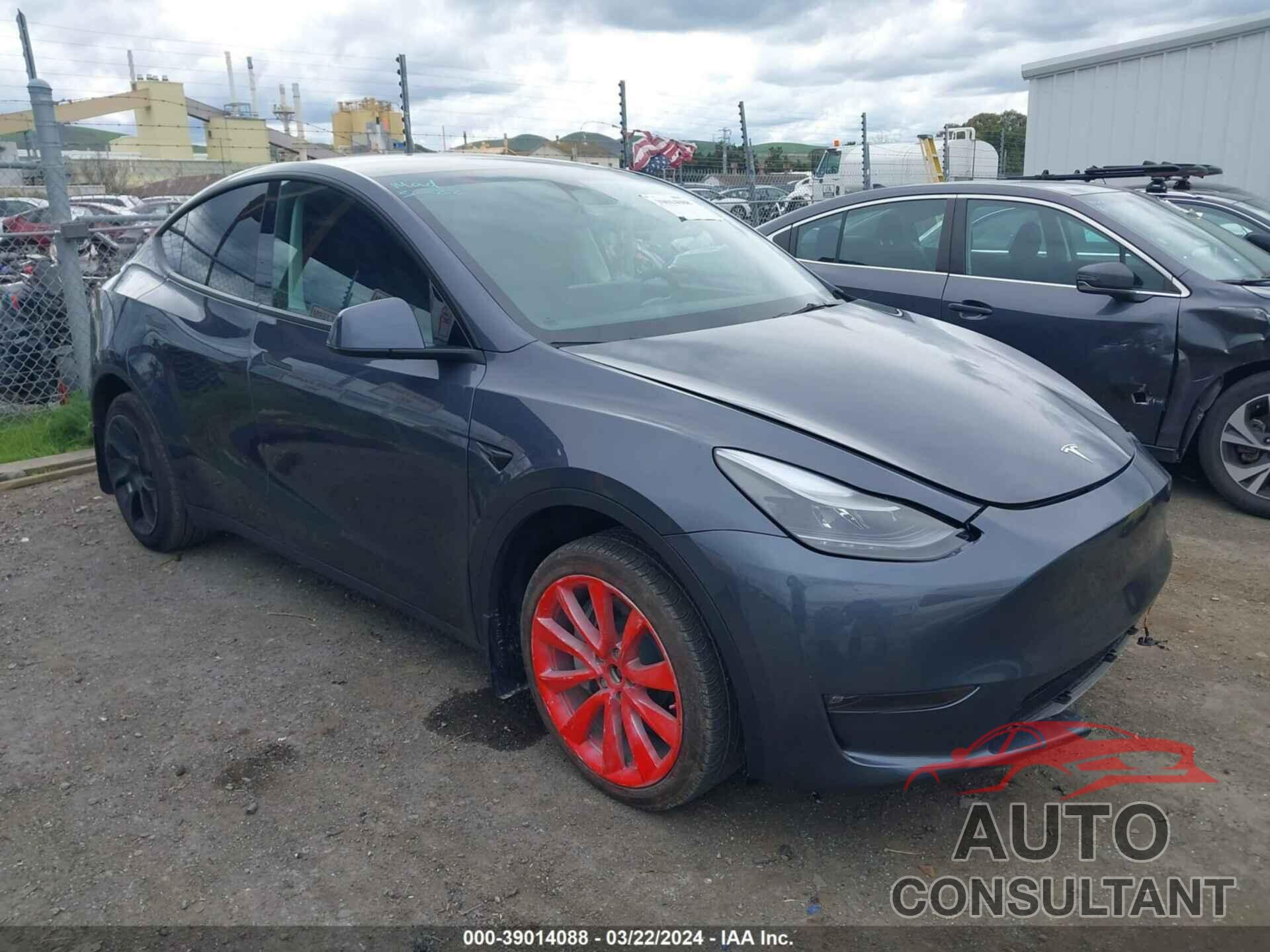 TESLA MODEL Y 2023 - 7SAYGDEE3PF742725