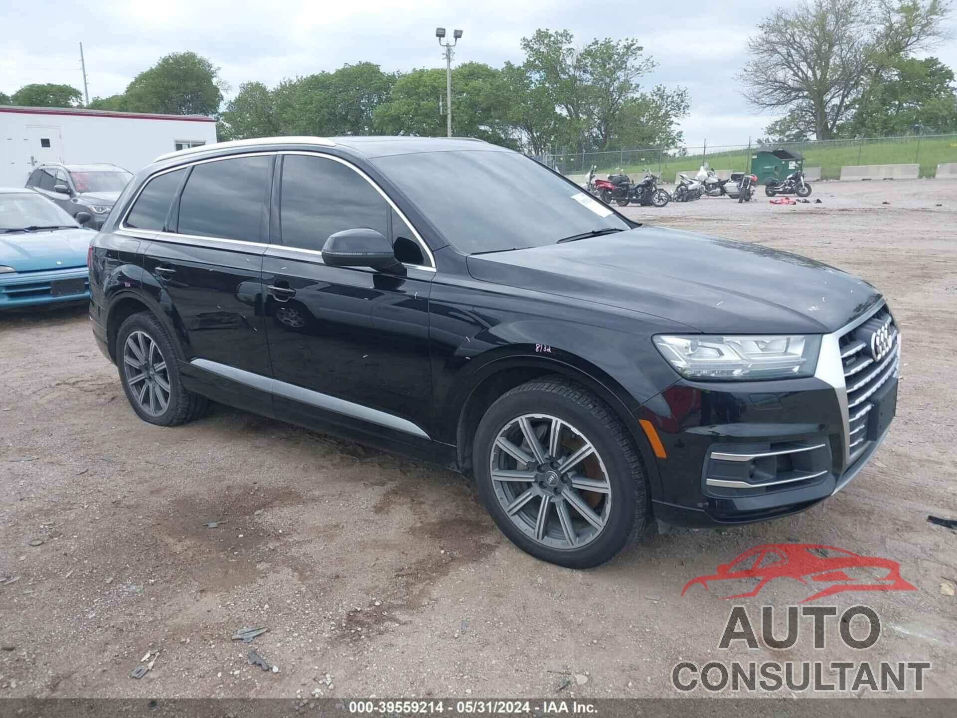 AUDI Q7 2017 - WA1LAAF71HD034225