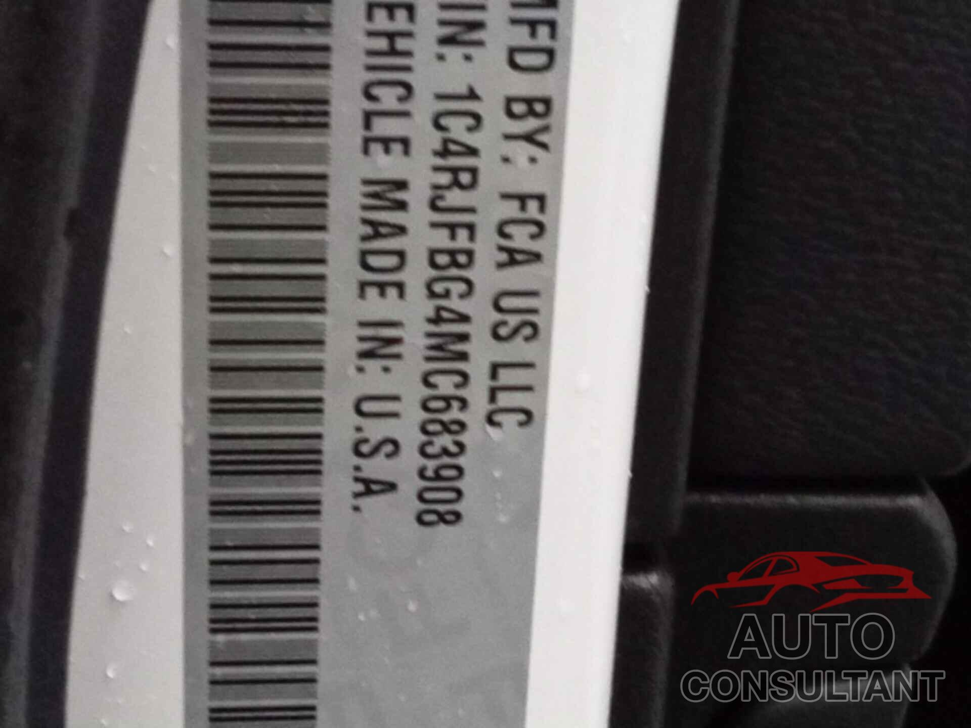 JEEP GRAND CHEROKEE 2021 - 1C4RJFBG4MC683908
