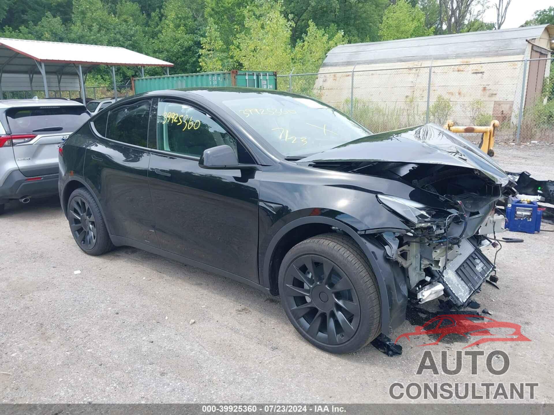 TESLA MODEL Y 2024 - 7SAYGDED1RF057360